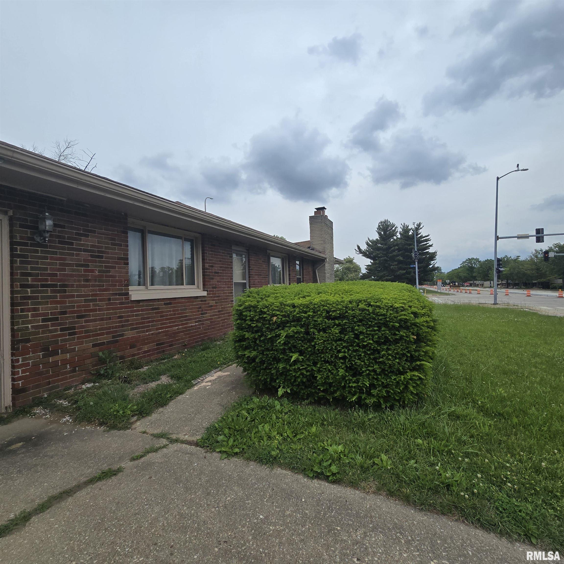 1907 N Sterling Avenue, Peoria, Illinois image 12