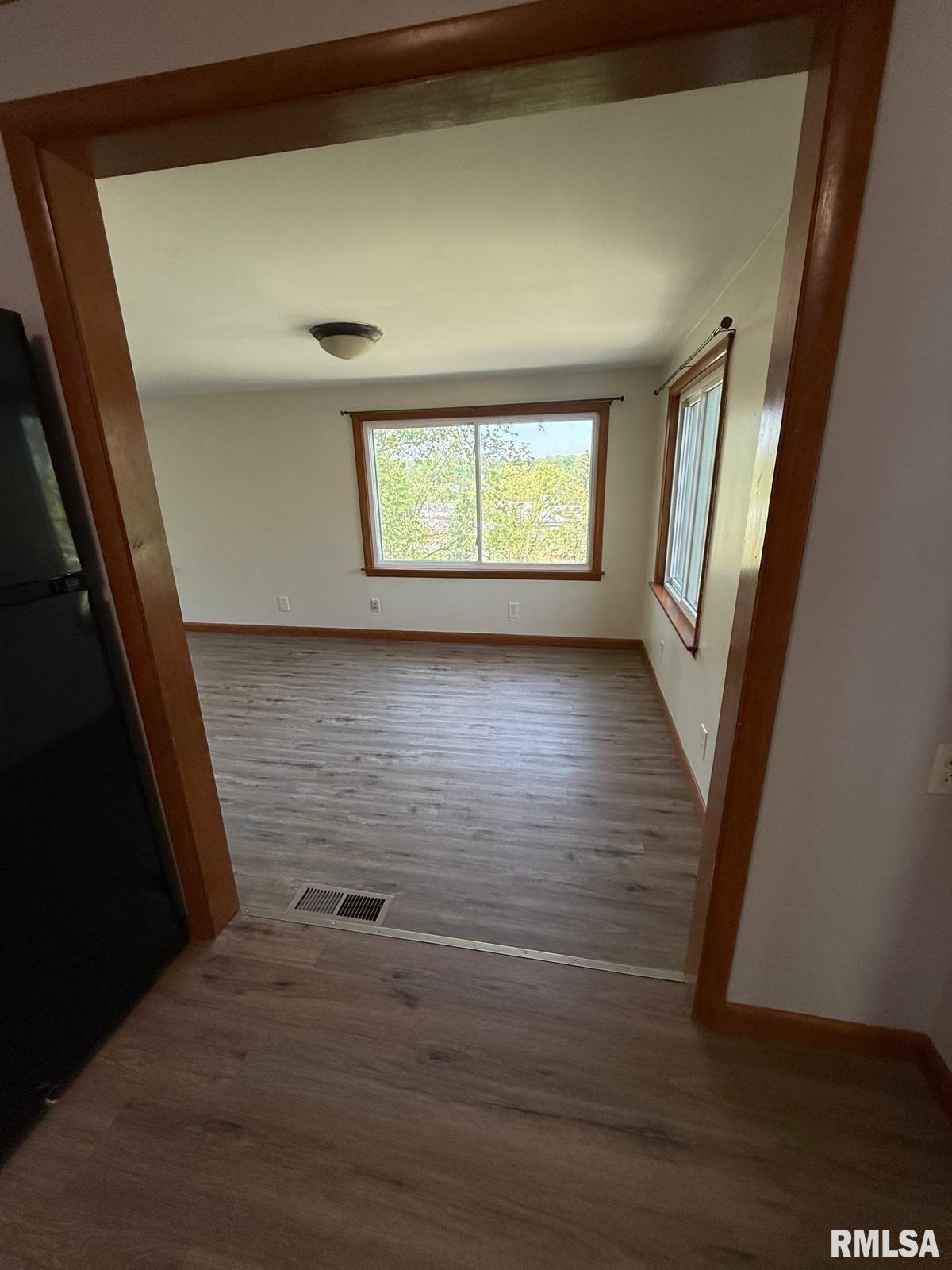 1030 Grandview Drive, Clinton, Iowa image 14