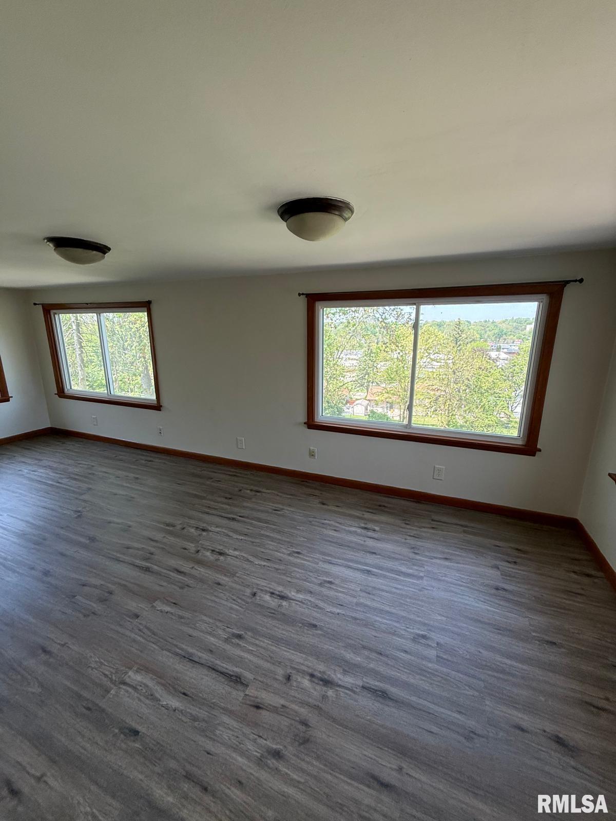 1030 Grandview Drive, Clinton, Iowa image 15