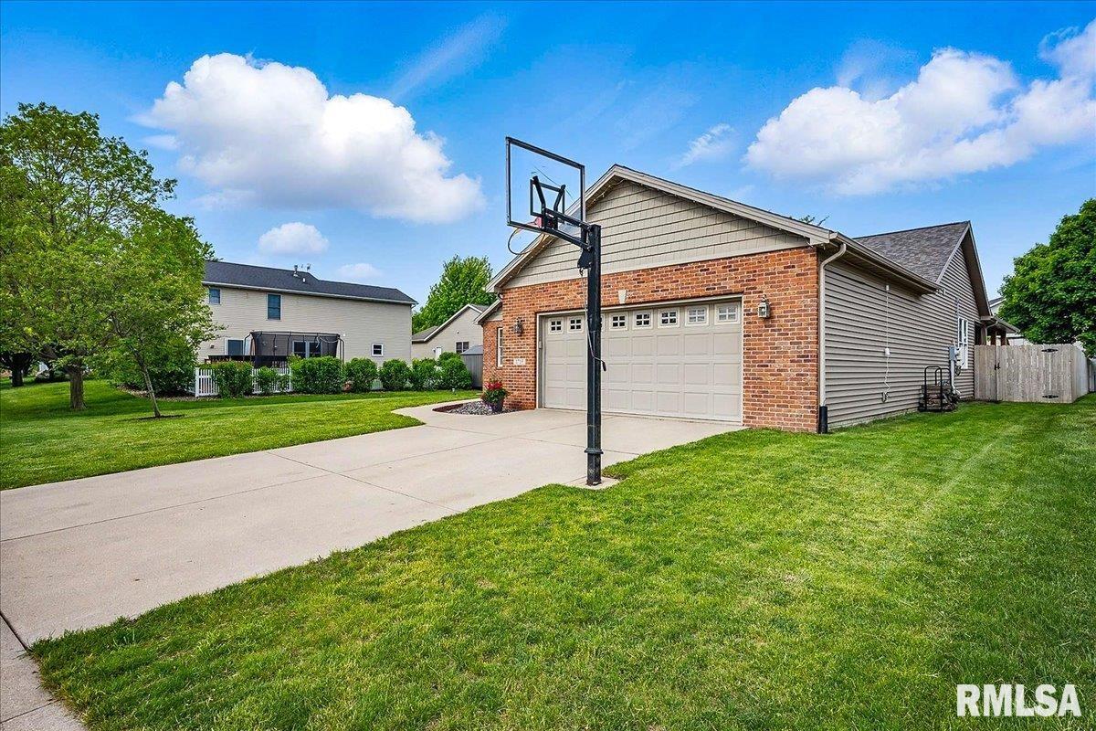 1719 Partridge Point, Normal, Illinois image 31