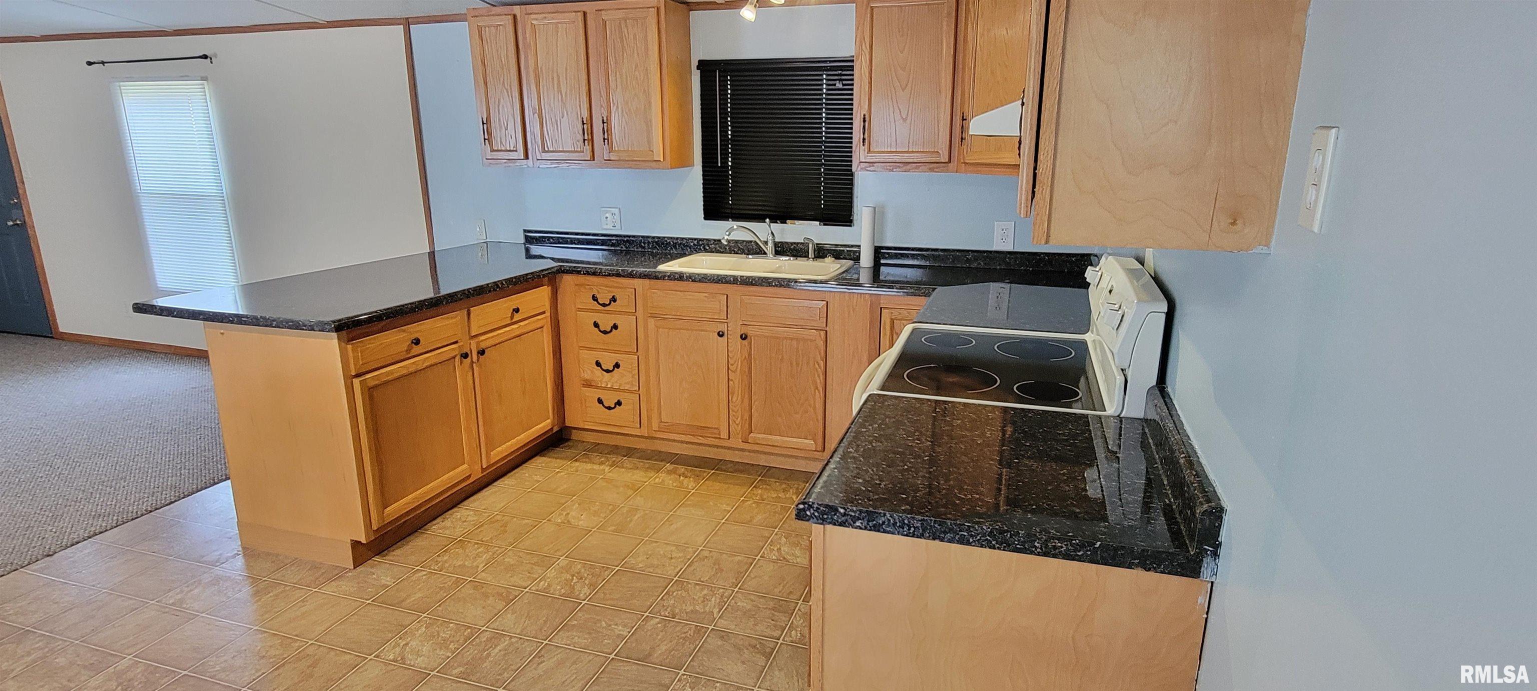 1535 Maureen Avenue Drive, Marion, Illinois image 3