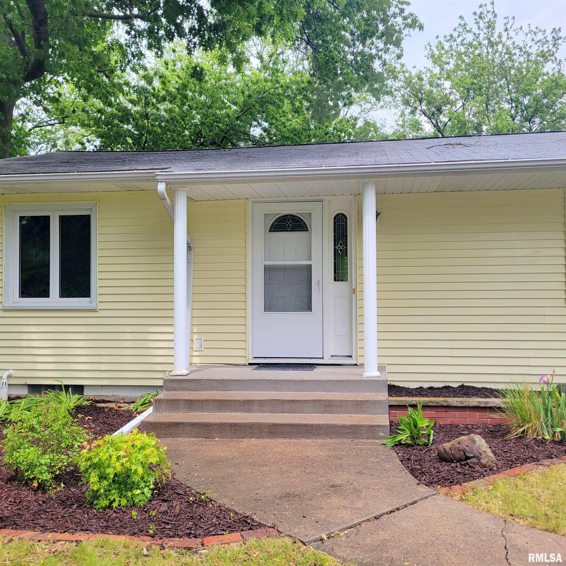 2727 32nd Avenue Court, Rock Island, Illinois image 3