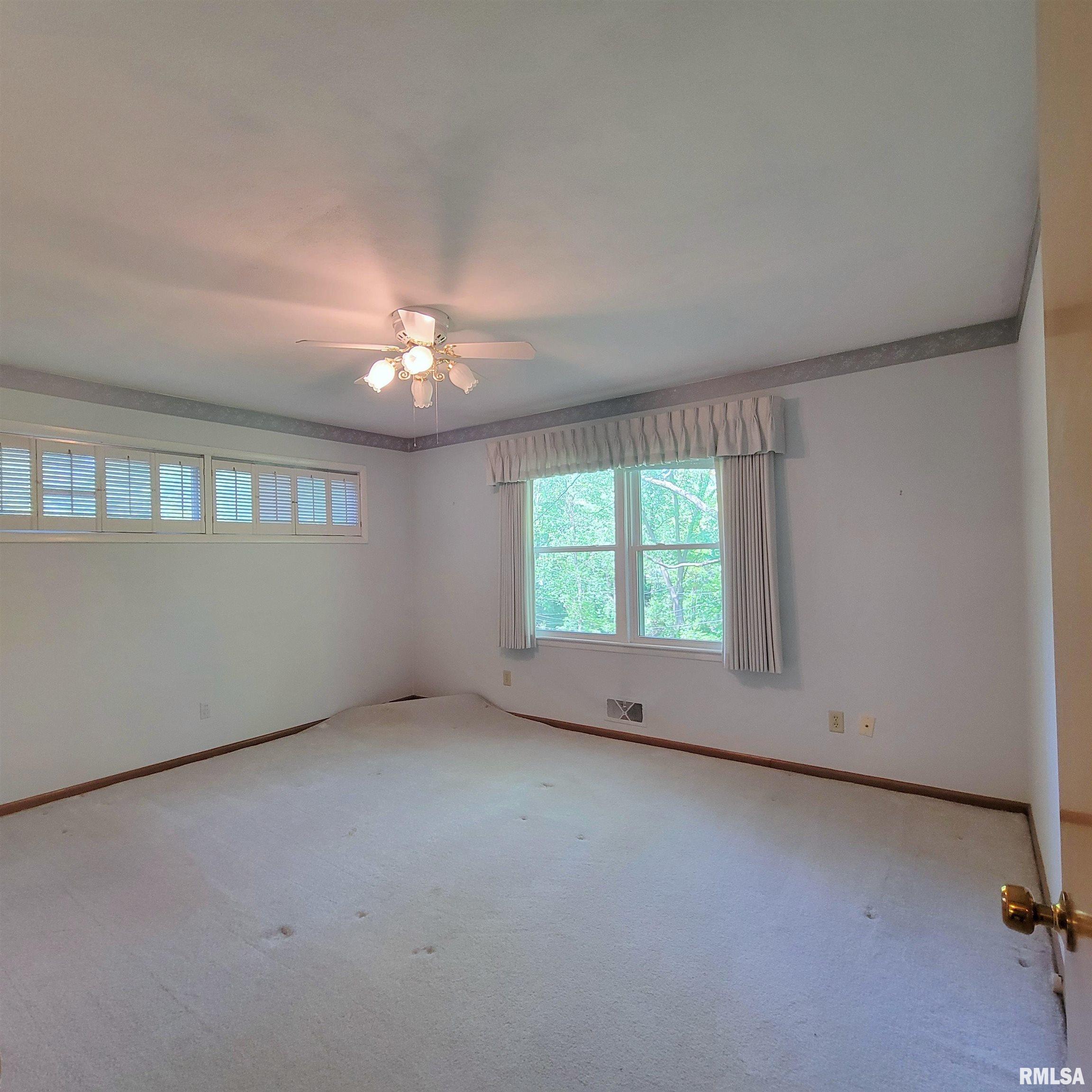 2727 32nd Avenue Court, Rock Island, Illinois image 19