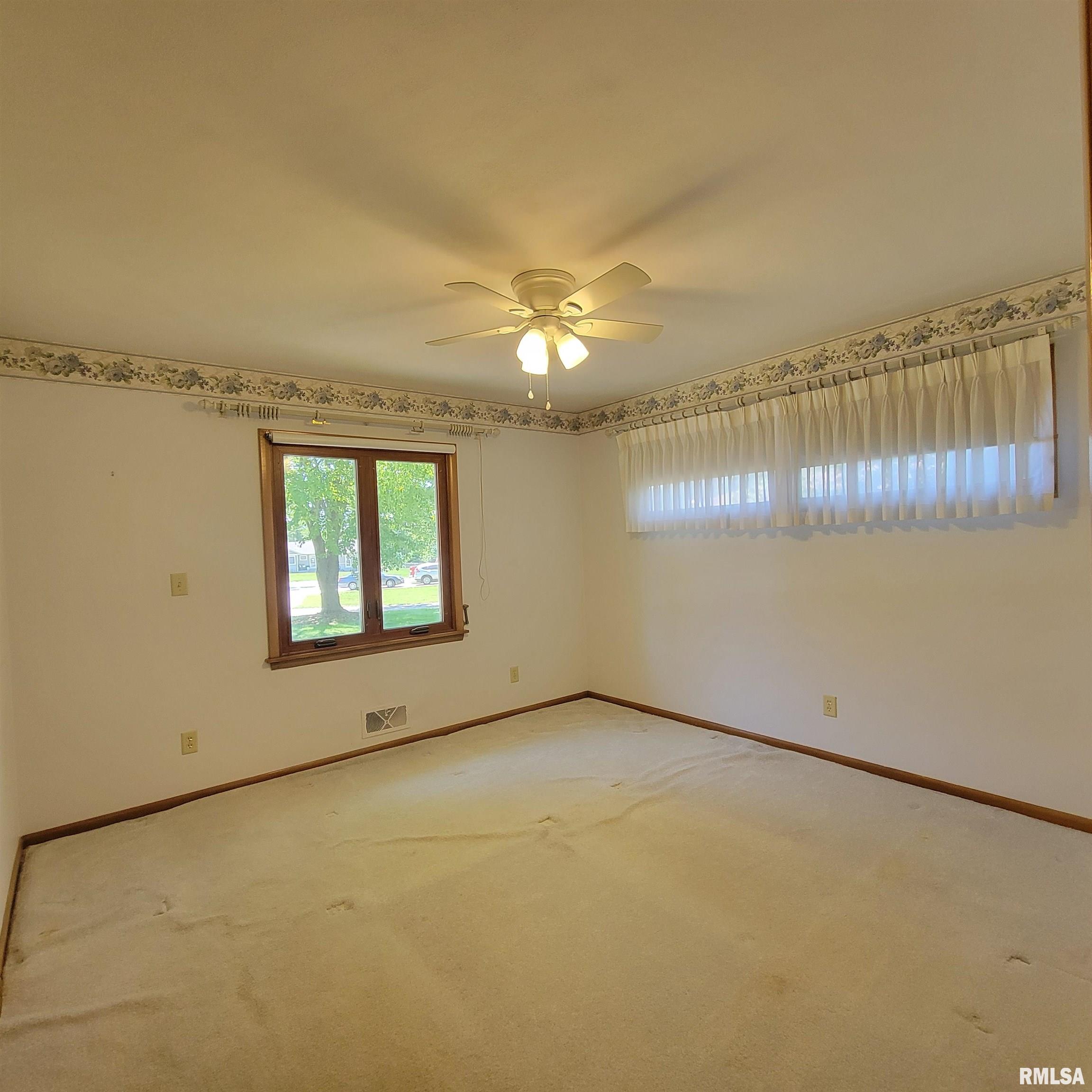 2727 32nd Avenue Court, Rock Island, Illinois image 20