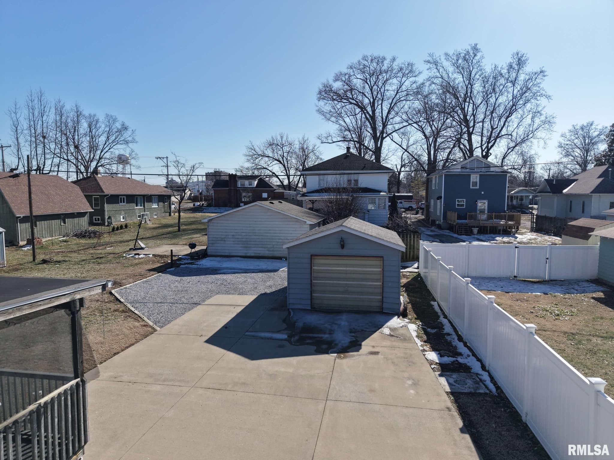 206 W 6th Street, Benton, Illinois image 9