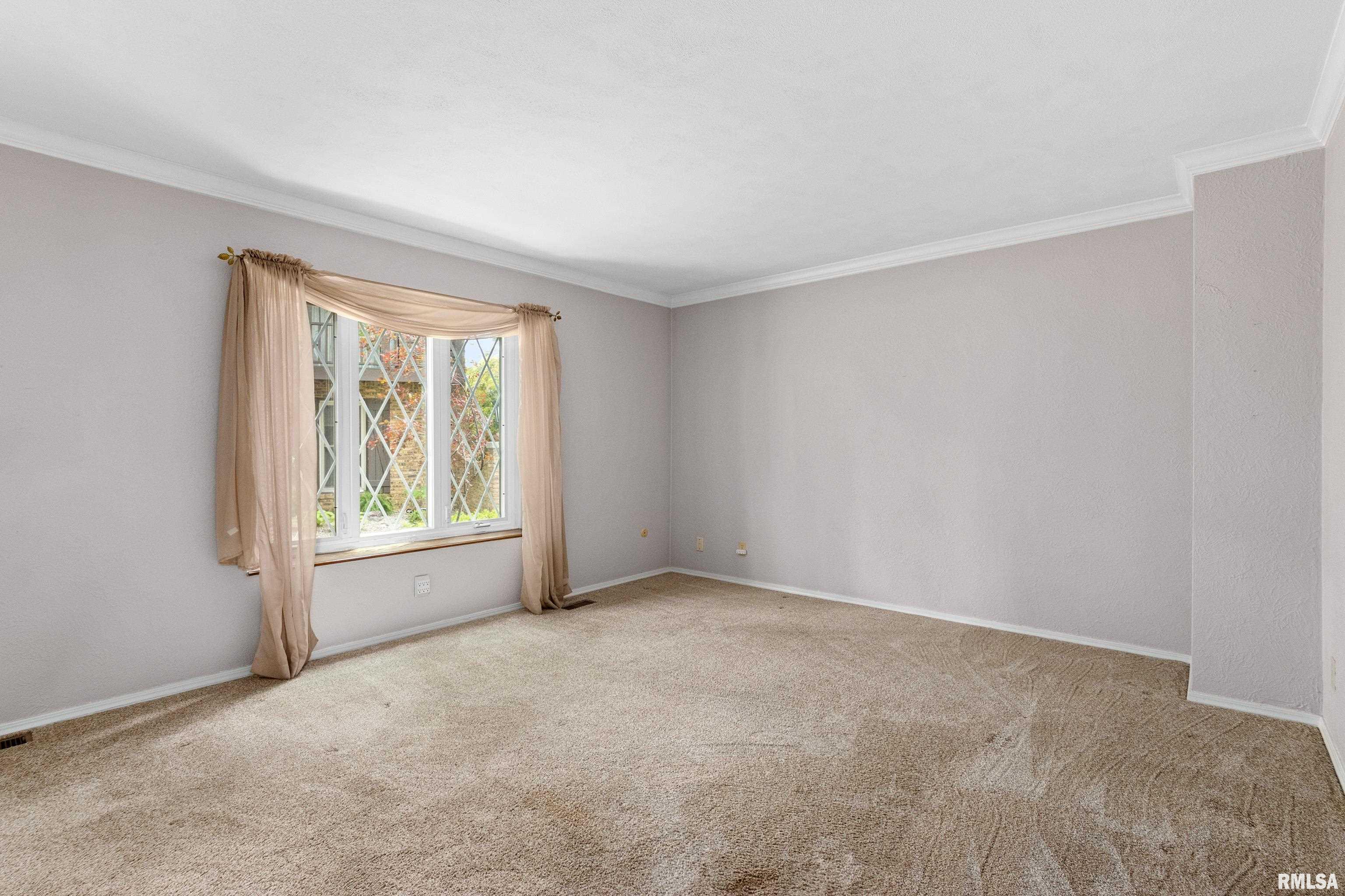 1461 Valle Vista Boulevard #30, Pekin, Illinois image 7