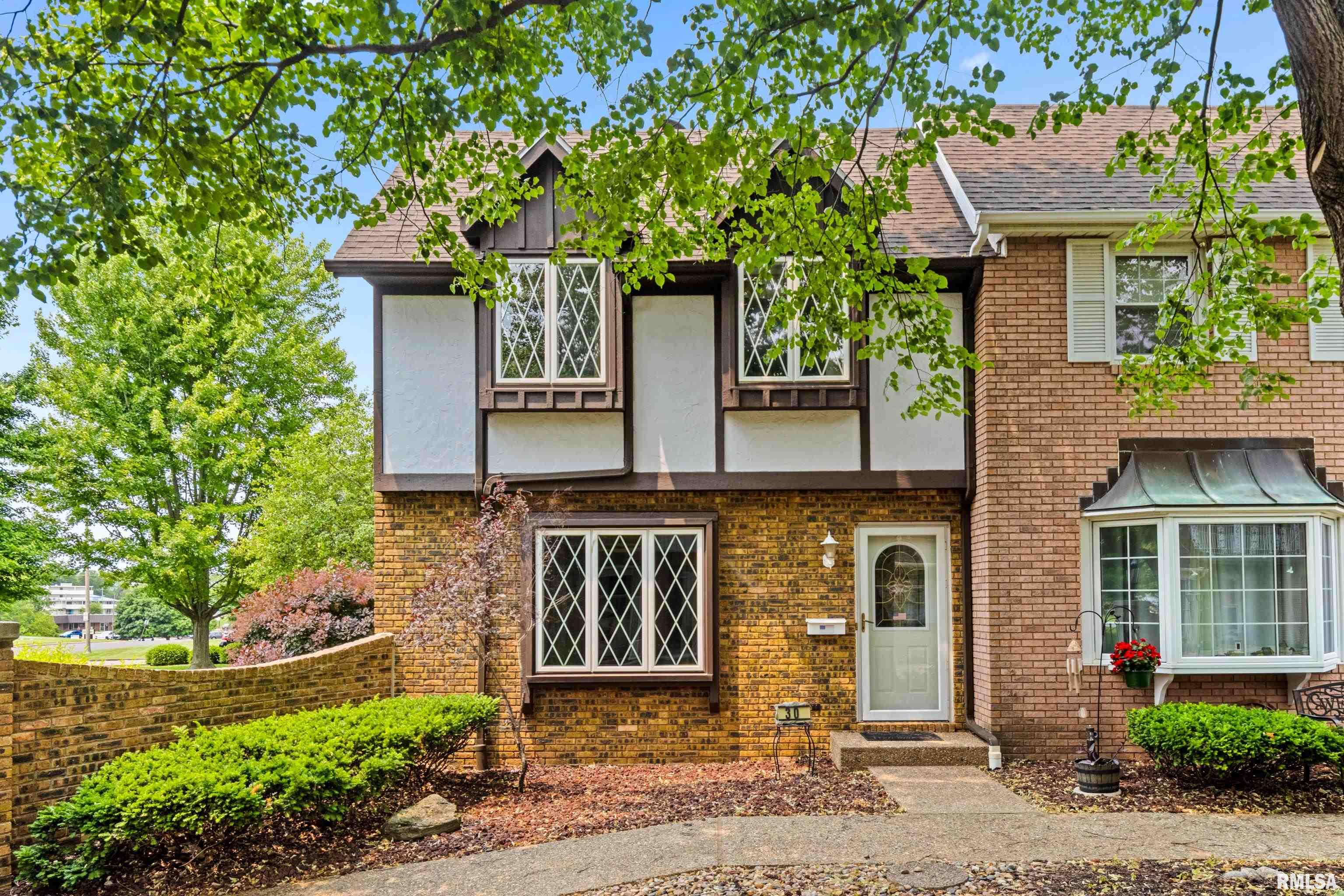 1461 Valle Vista Boulevard #30, Pekin, Illinois image 1