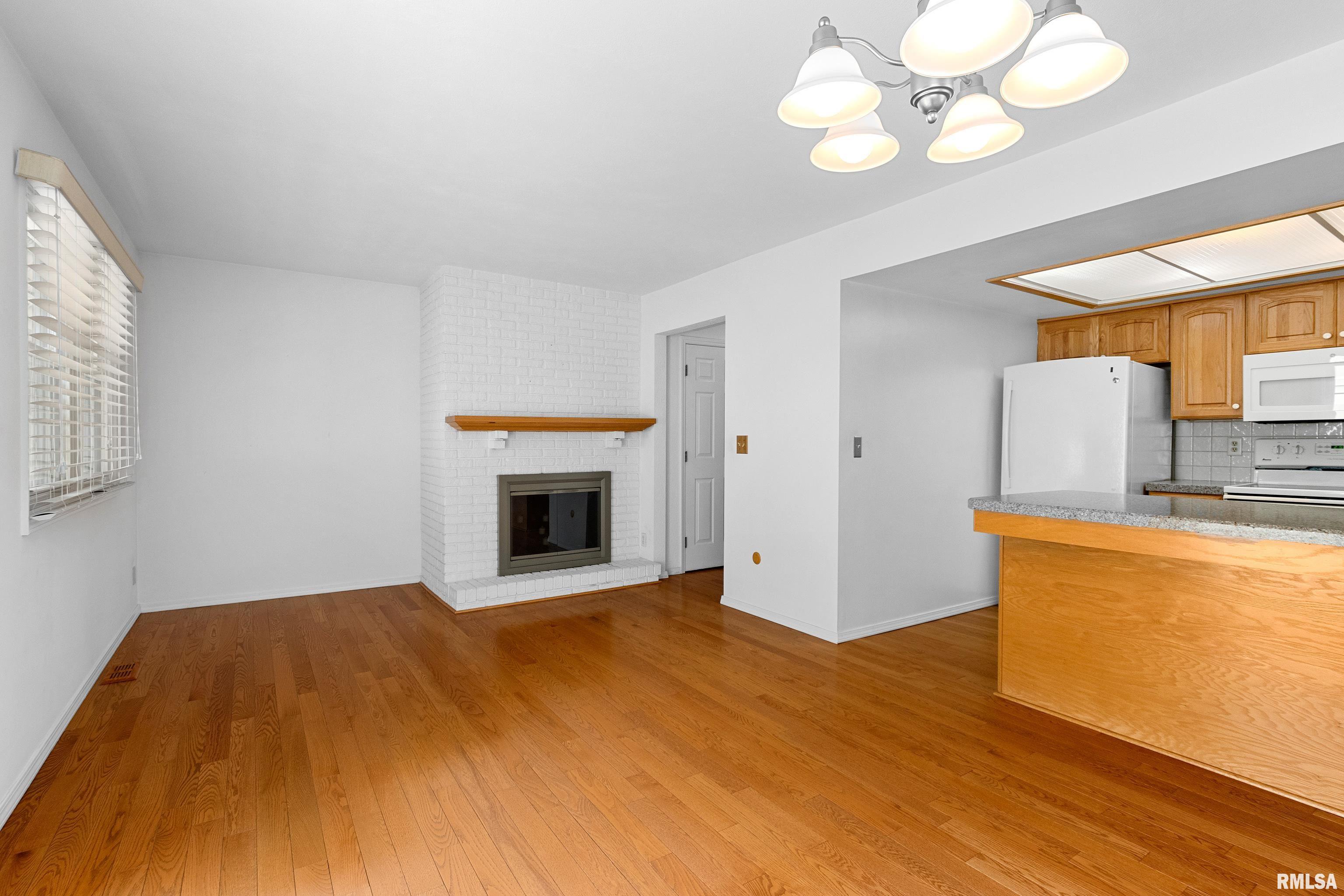 1461 Valle Vista Boulevard #30, Pekin, Illinois image 16