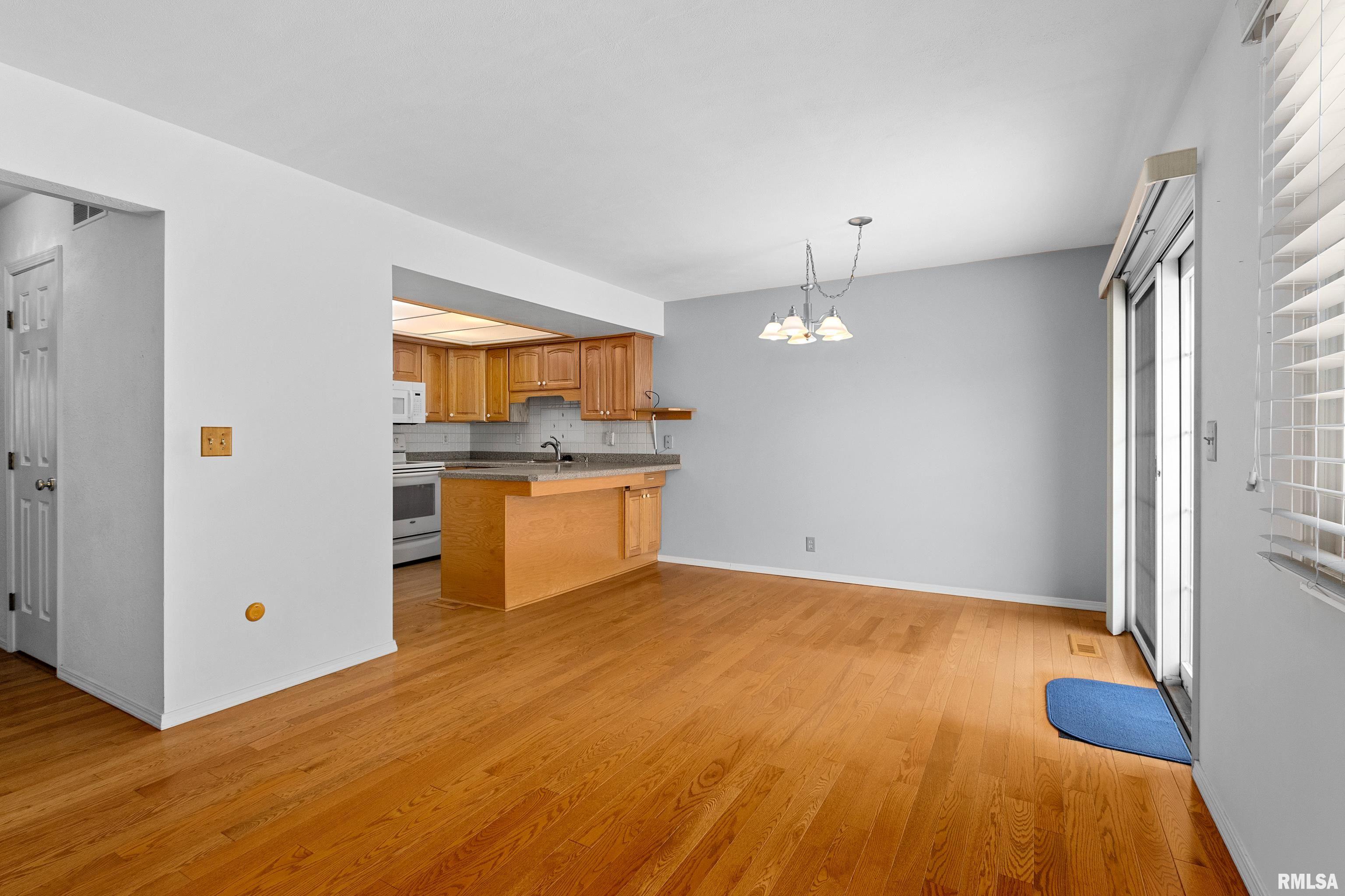 1461 Valle Vista Boulevard #30, Pekin, Illinois image 17