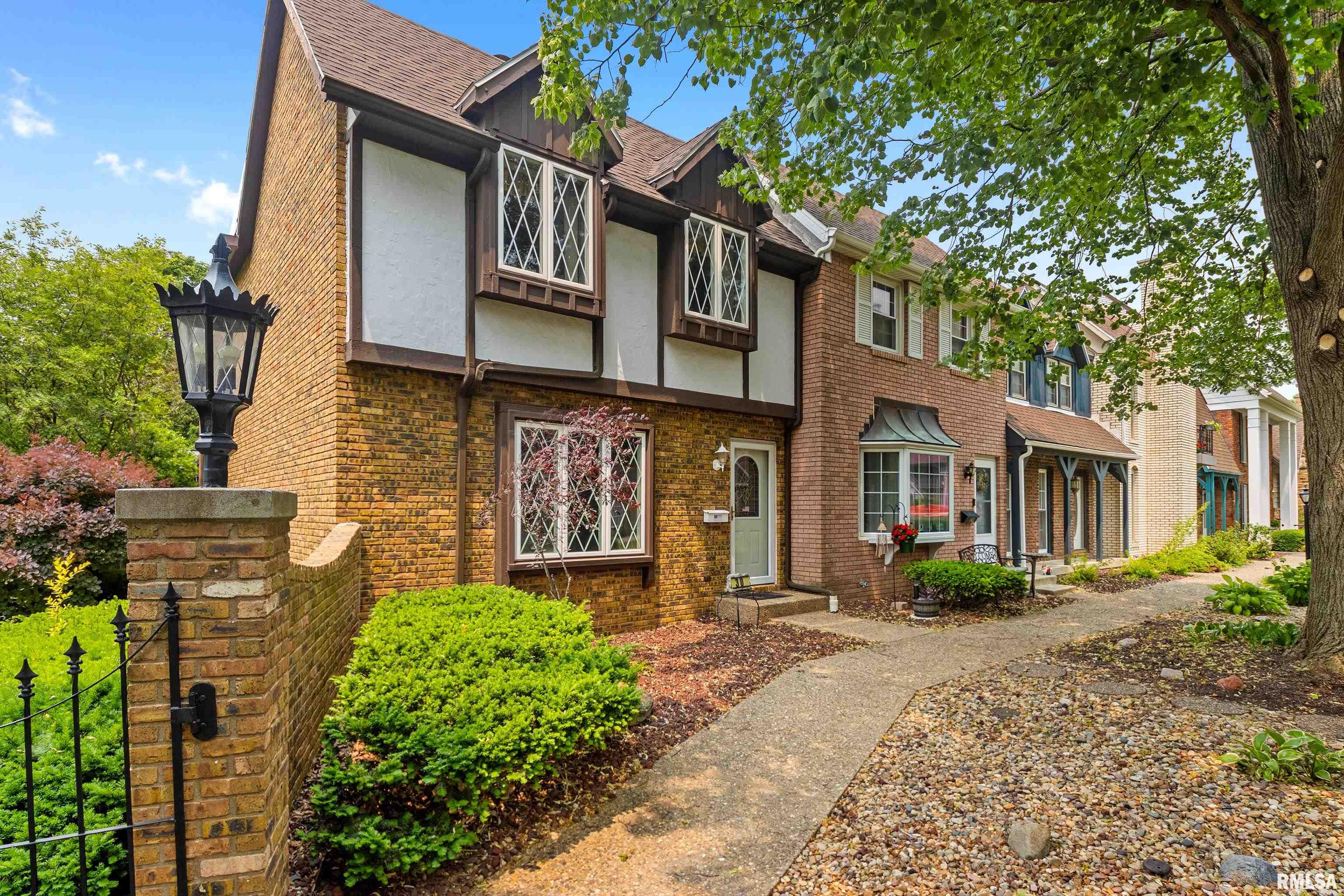 1461 Valle Vista Boulevard #30, Pekin, Illinois image 2