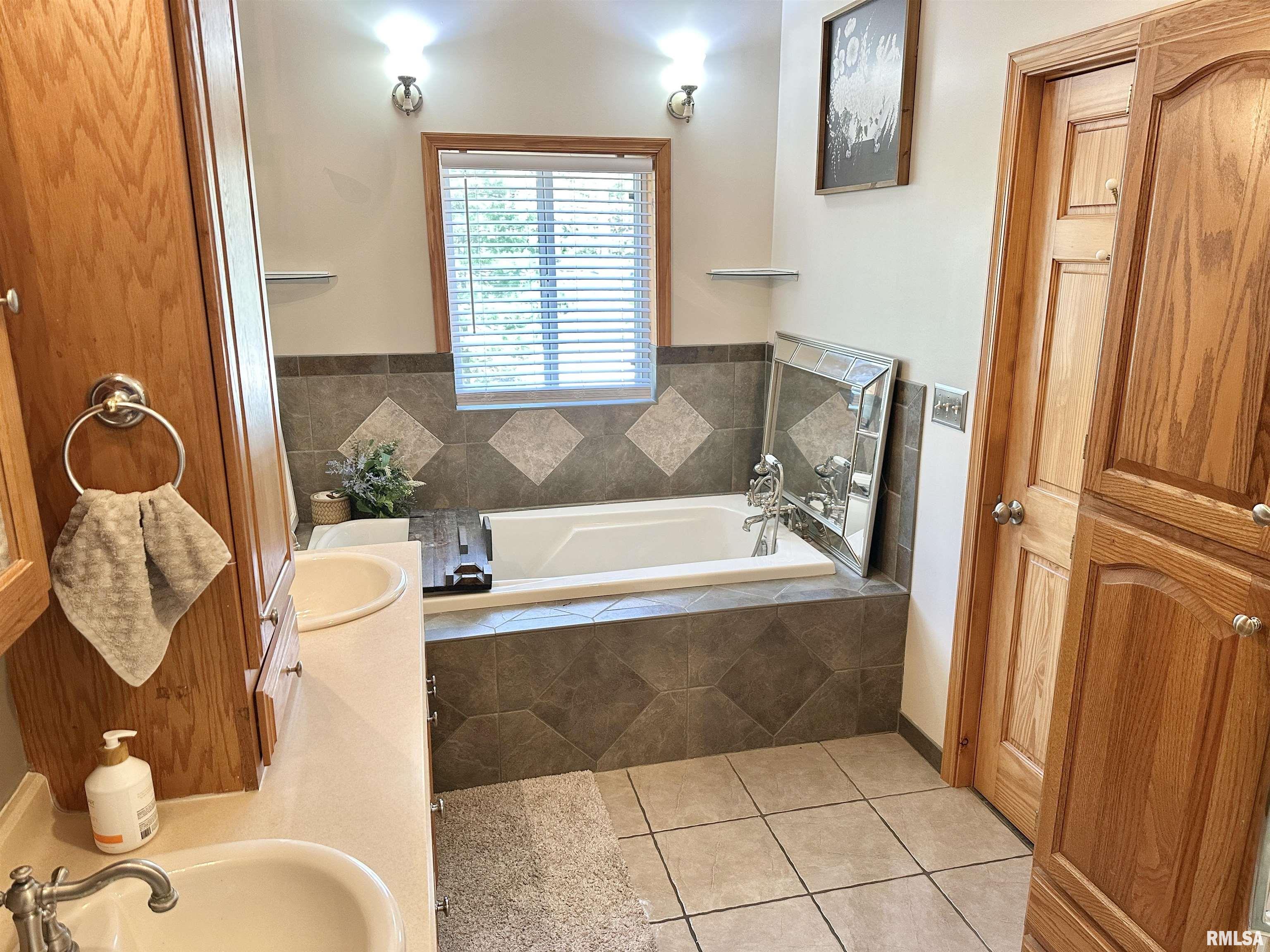3274 Everglades Lane, Centralia, Illinois image 38
