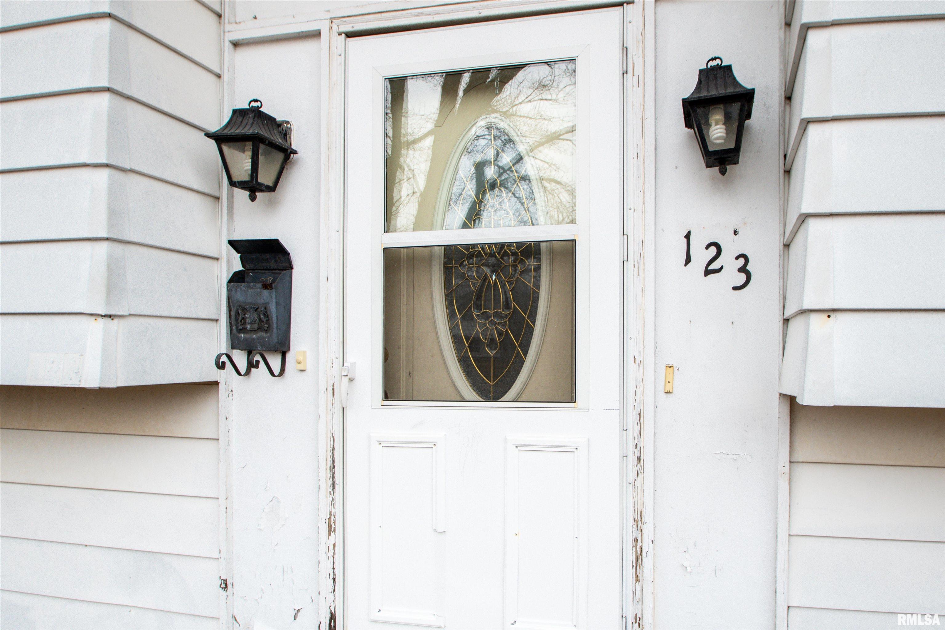 123 Douglas Road, Marquette Heights, Illinois image 3