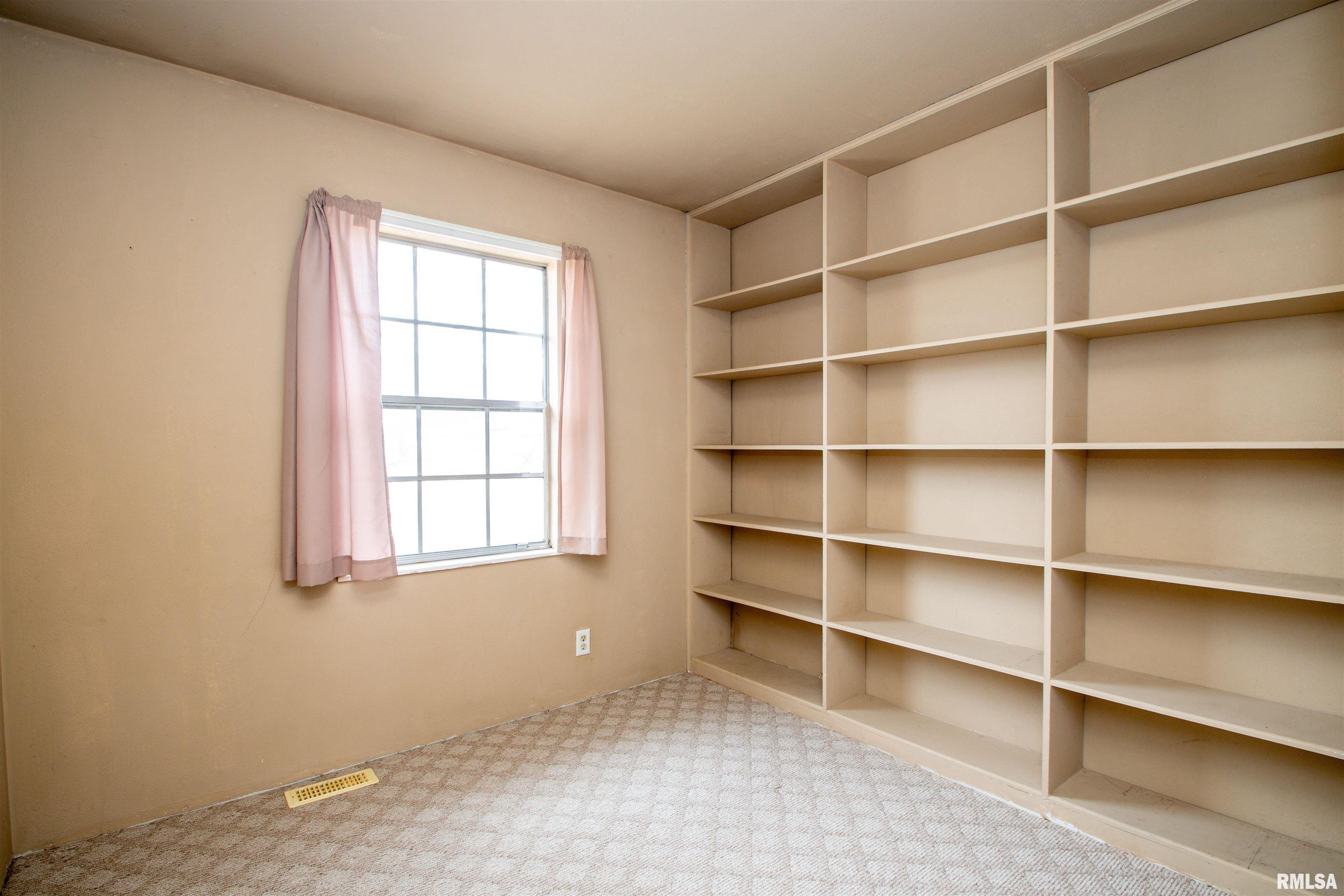 123 Douglas Road, Marquette Heights, Illinois image 16