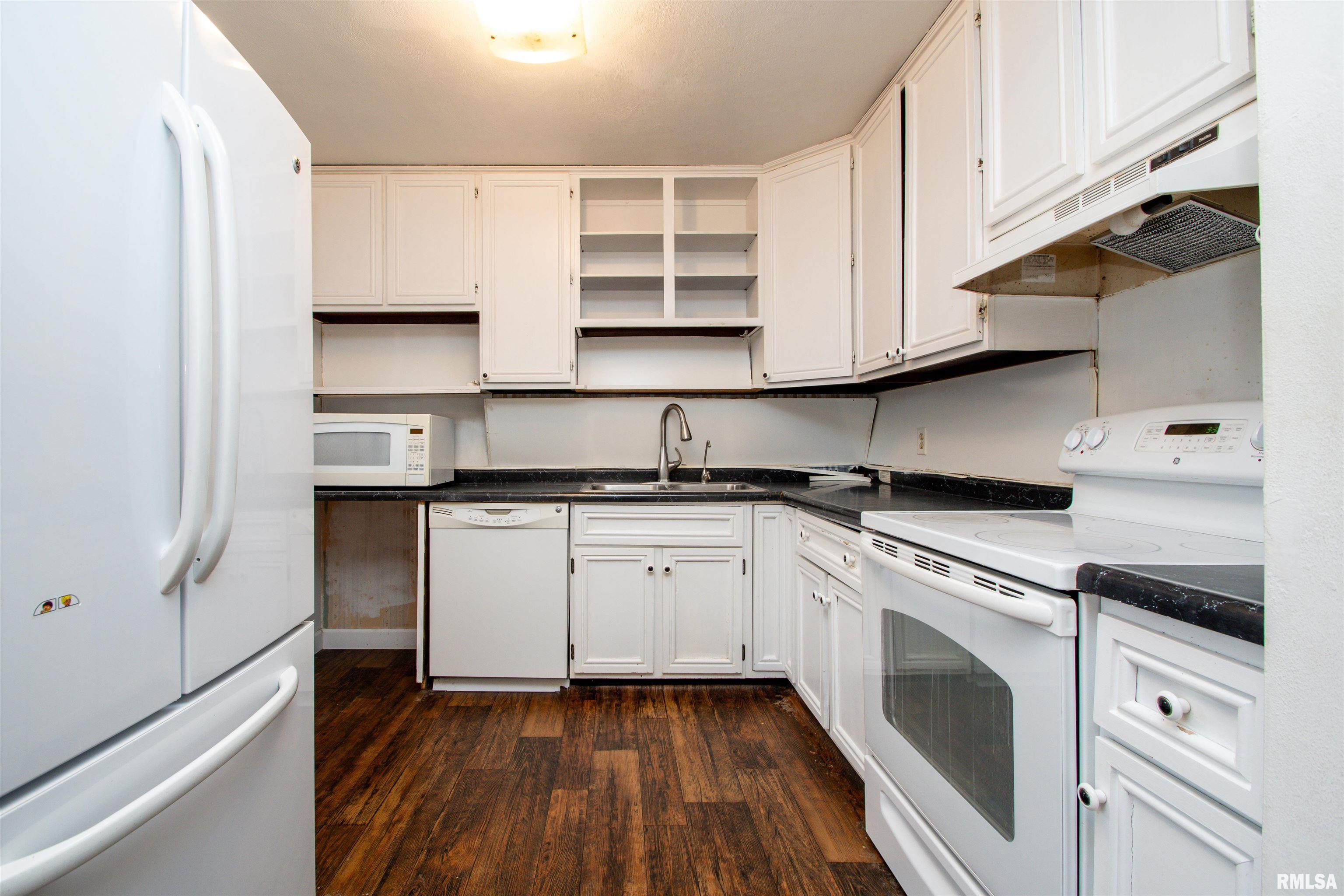 123 Douglas Road, Marquette Heights, Illinois image 9