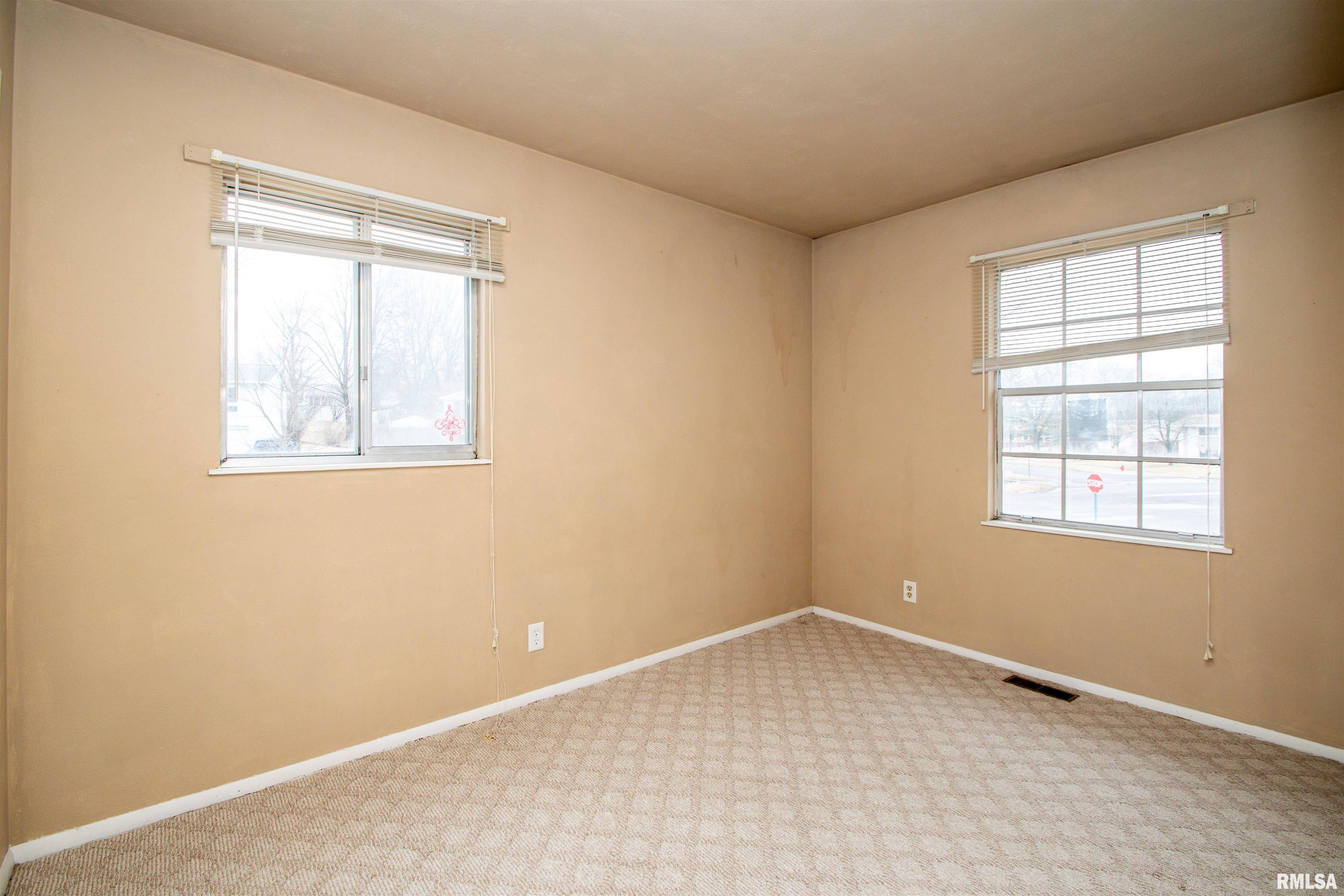 123 Douglas Road, Marquette Heights, Illinois image 18