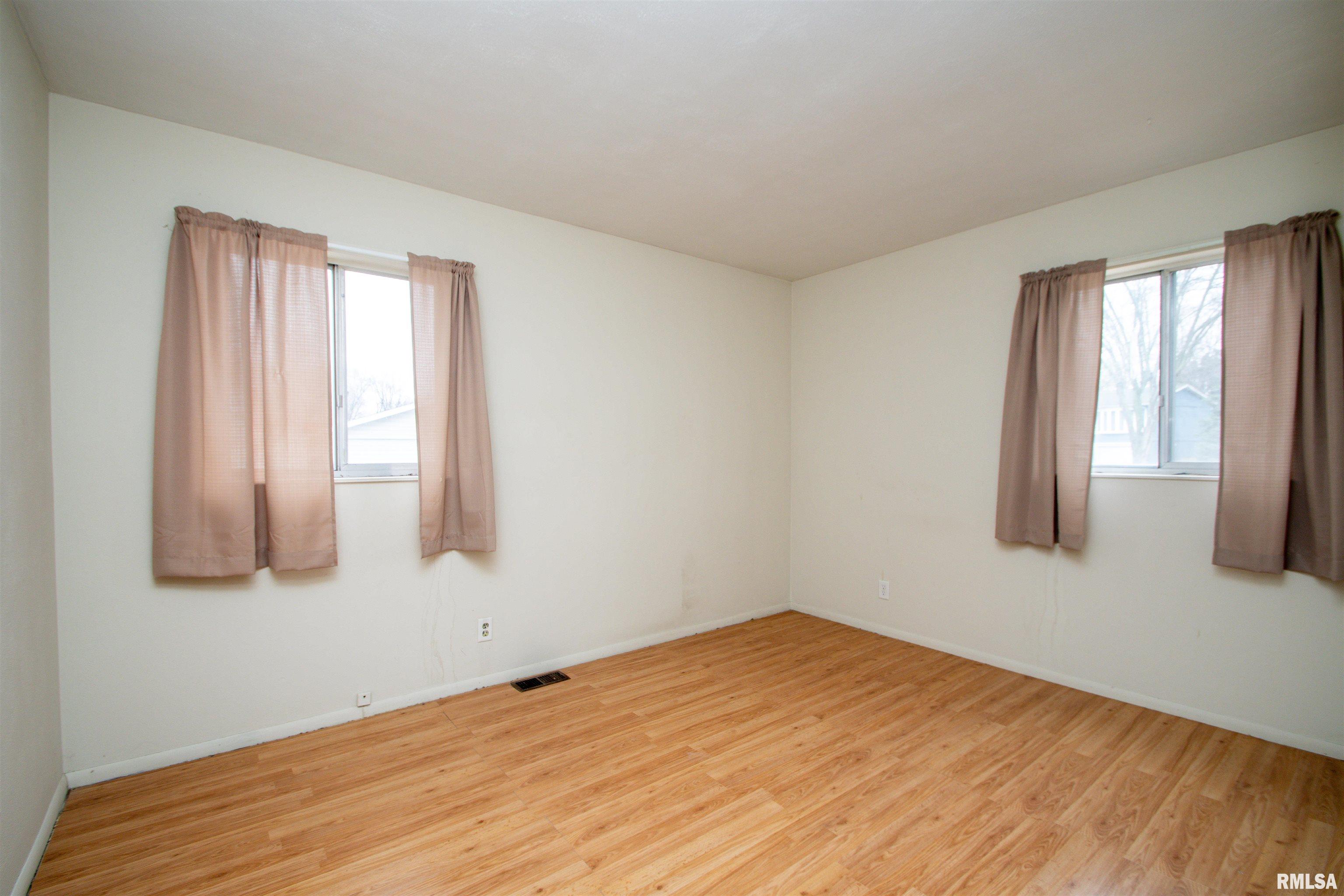 123 Douglas Road, Marquette Heights, Illinois image 20