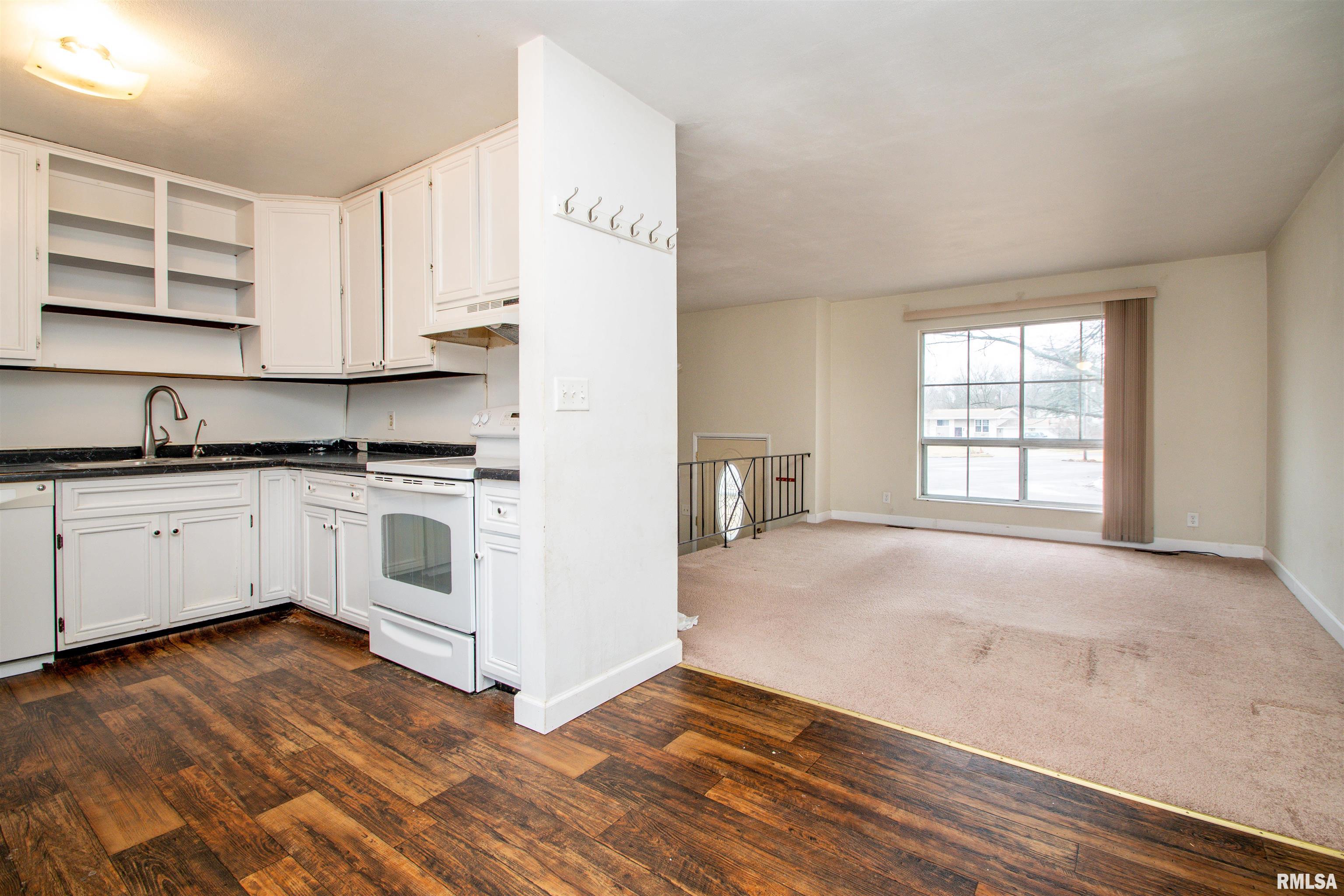 123 Douglas Road, Marquette Heights, Illinois image 13