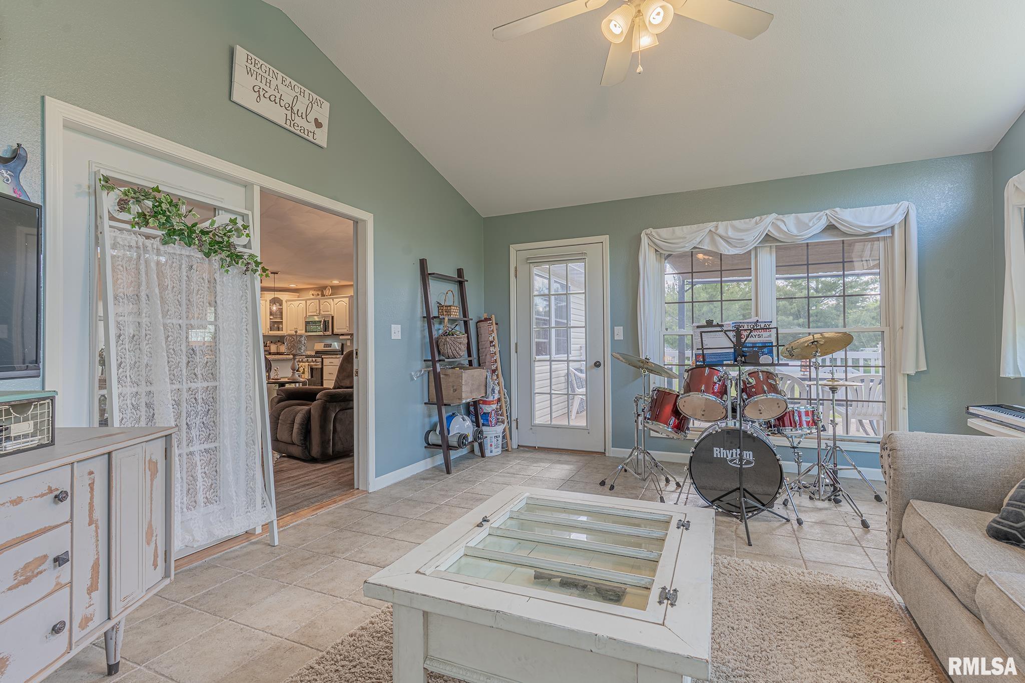 5175 Baker Road, Salem, Illinois image 15