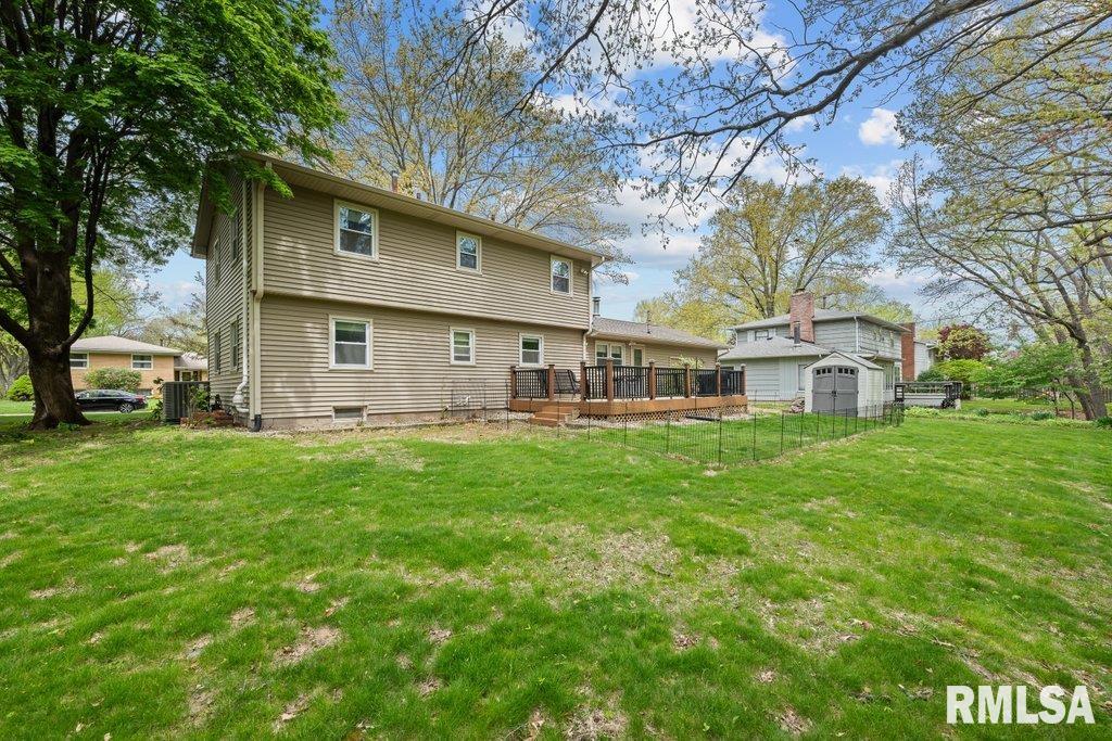 2380 5th Street, East Moline, Illinois image 35