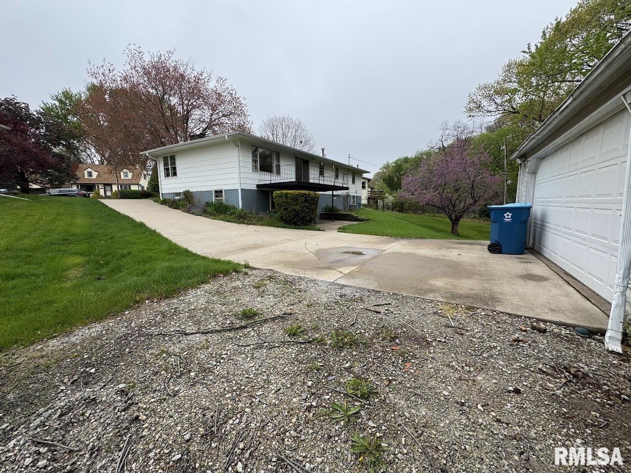 4528 5th Street B, East Moline, Illinois image 21