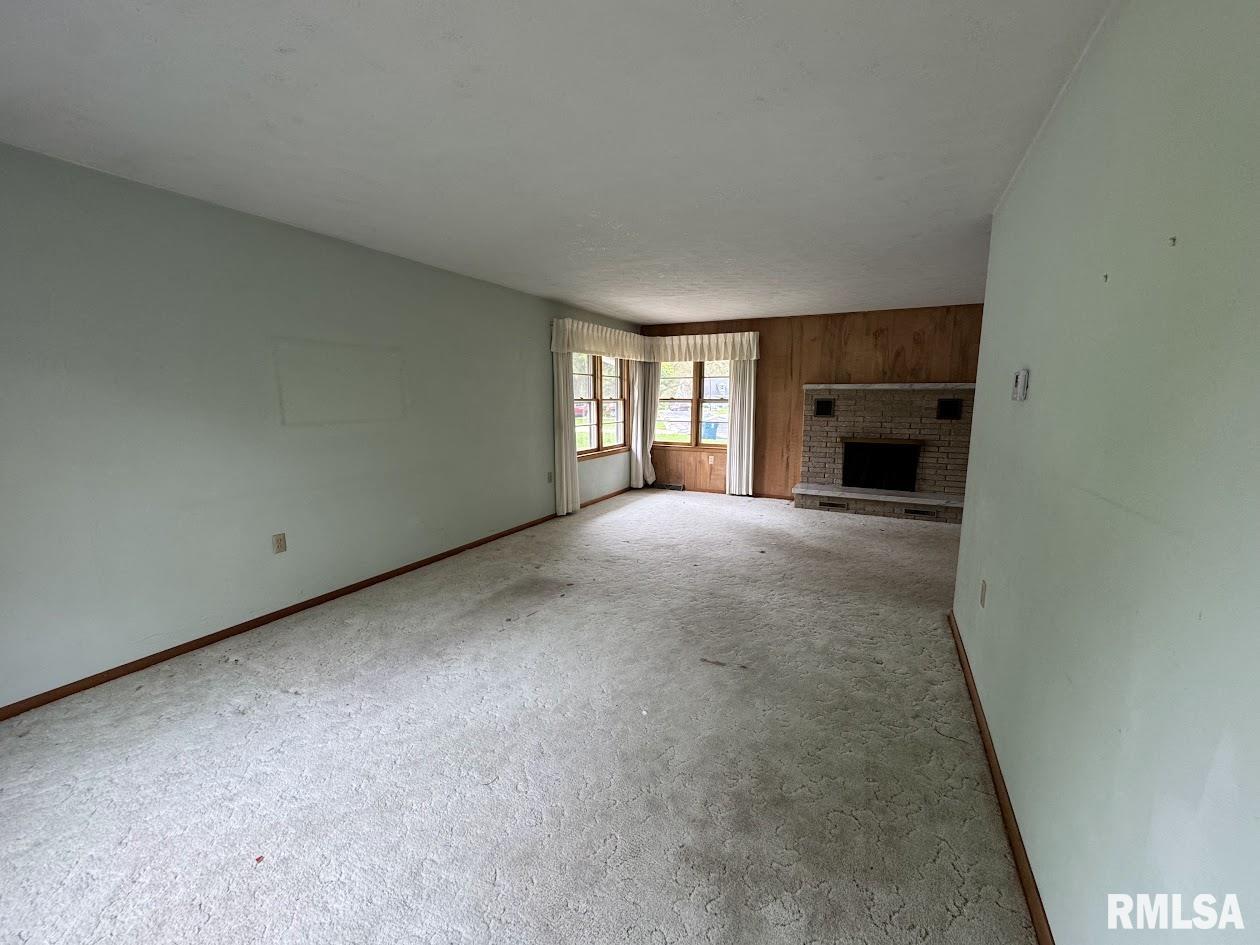 4528 5th Street B, East Moline, Illinois image 5
