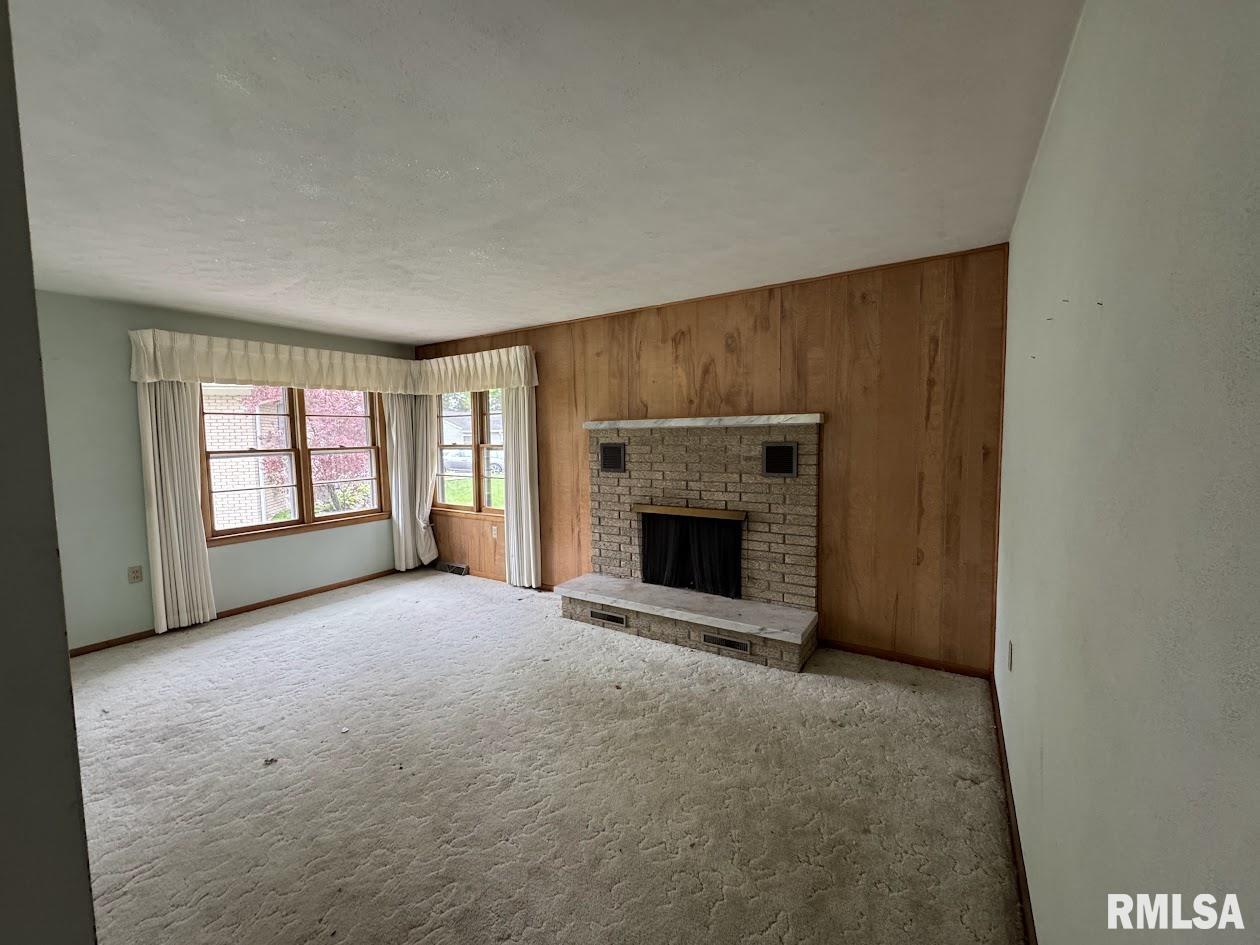 4528 5th Street B, East Moline, Illinois image 4