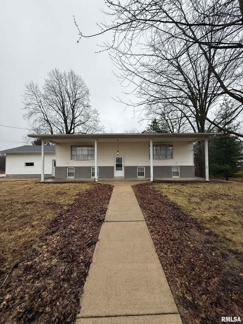 Homes For Sale - 224 N Jefferson Street<br/> Astoria, IL 61501