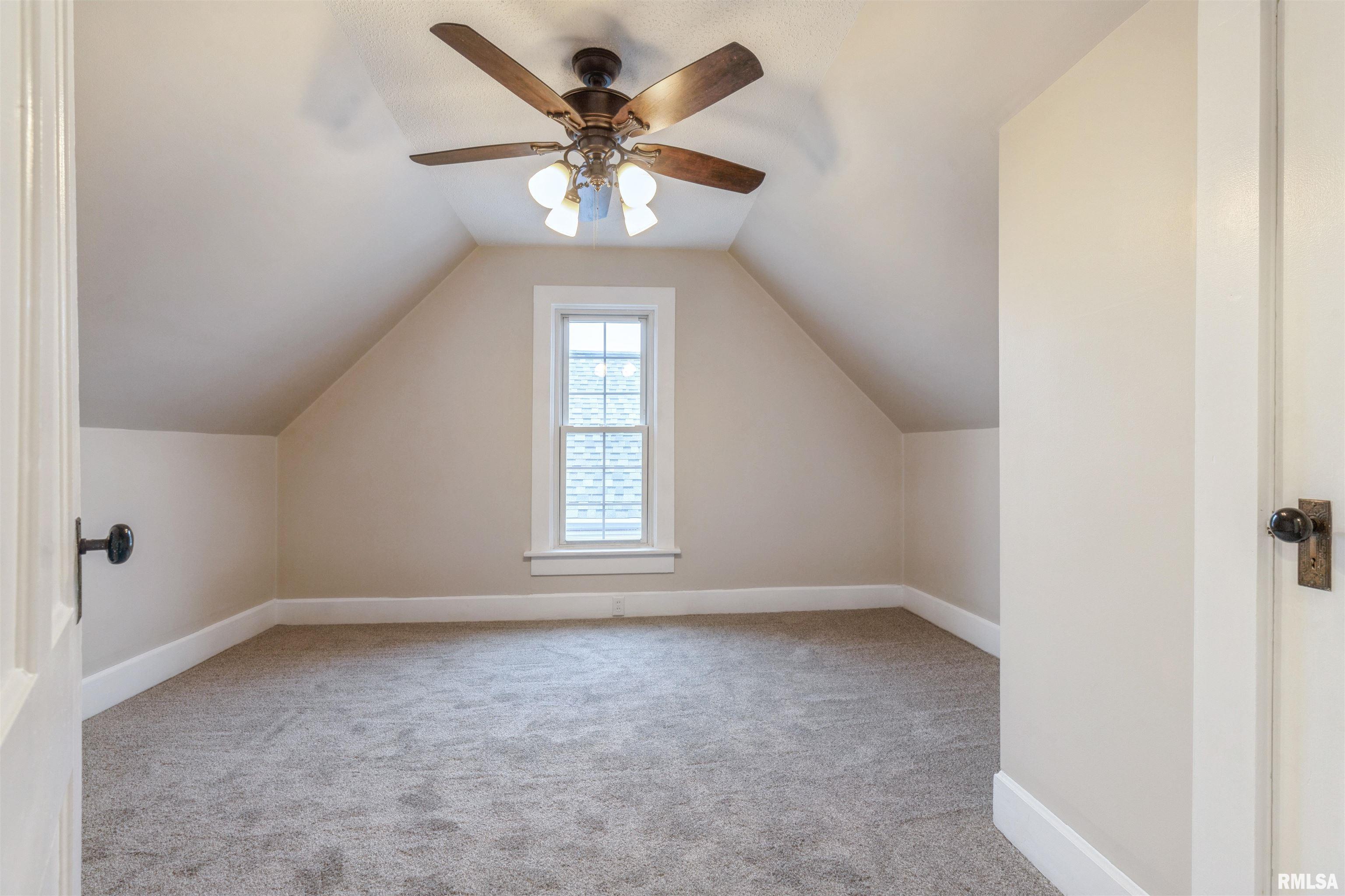 1523 W 13th Street, Davenport, Iowa image 14