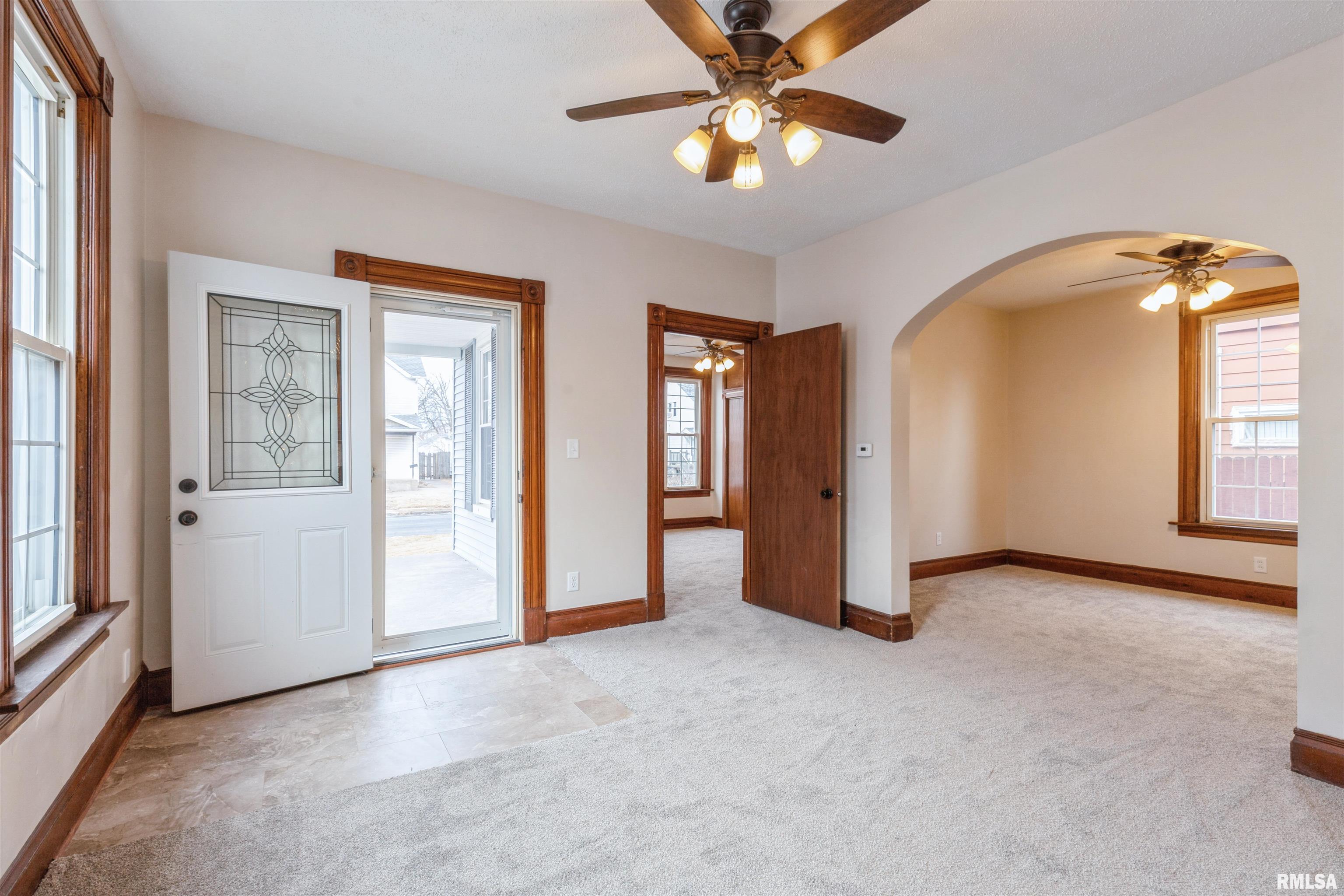 1523 W 13th Street, Davenport, Iowa image 4