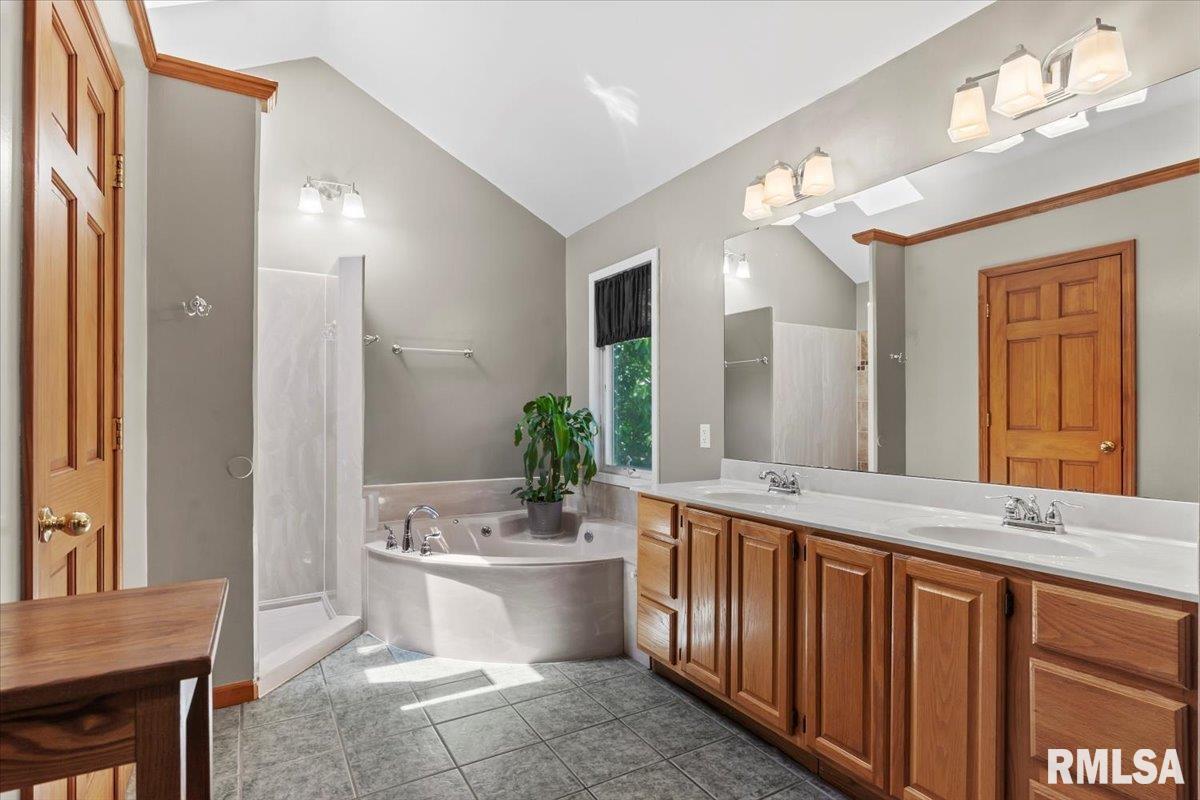 15 Belridge Drive, Williamsville, Illinois image 15