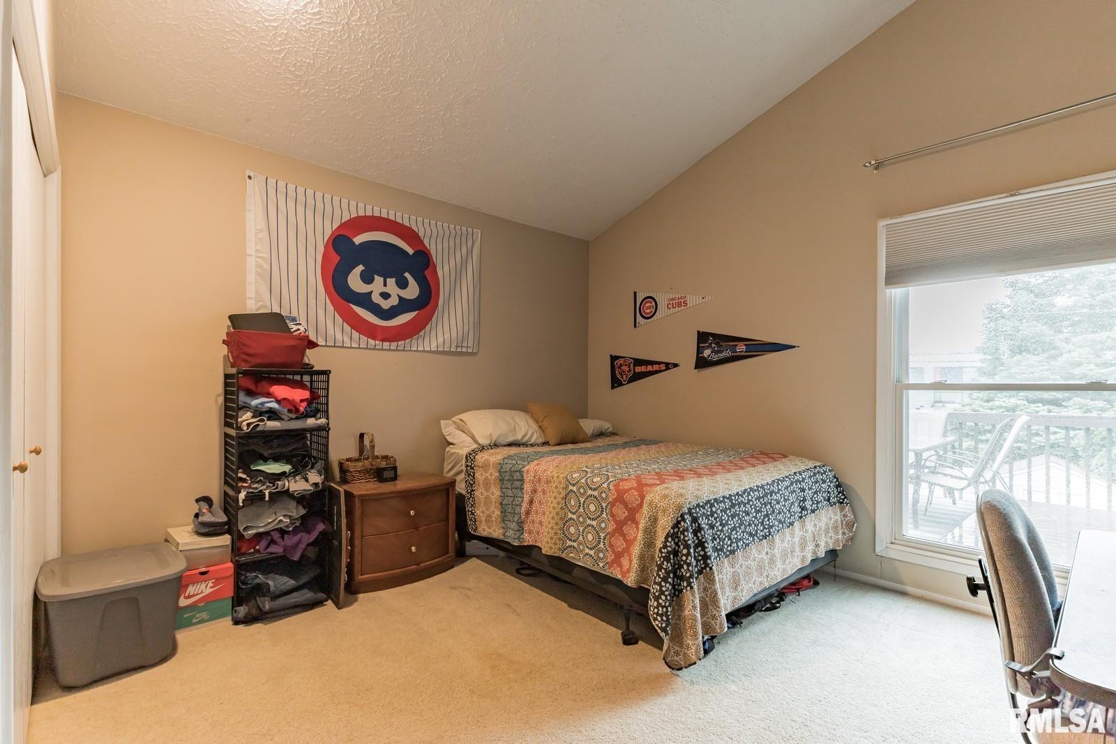 2927 S Hampton Drive, Bettendorf, Iowa image 12
