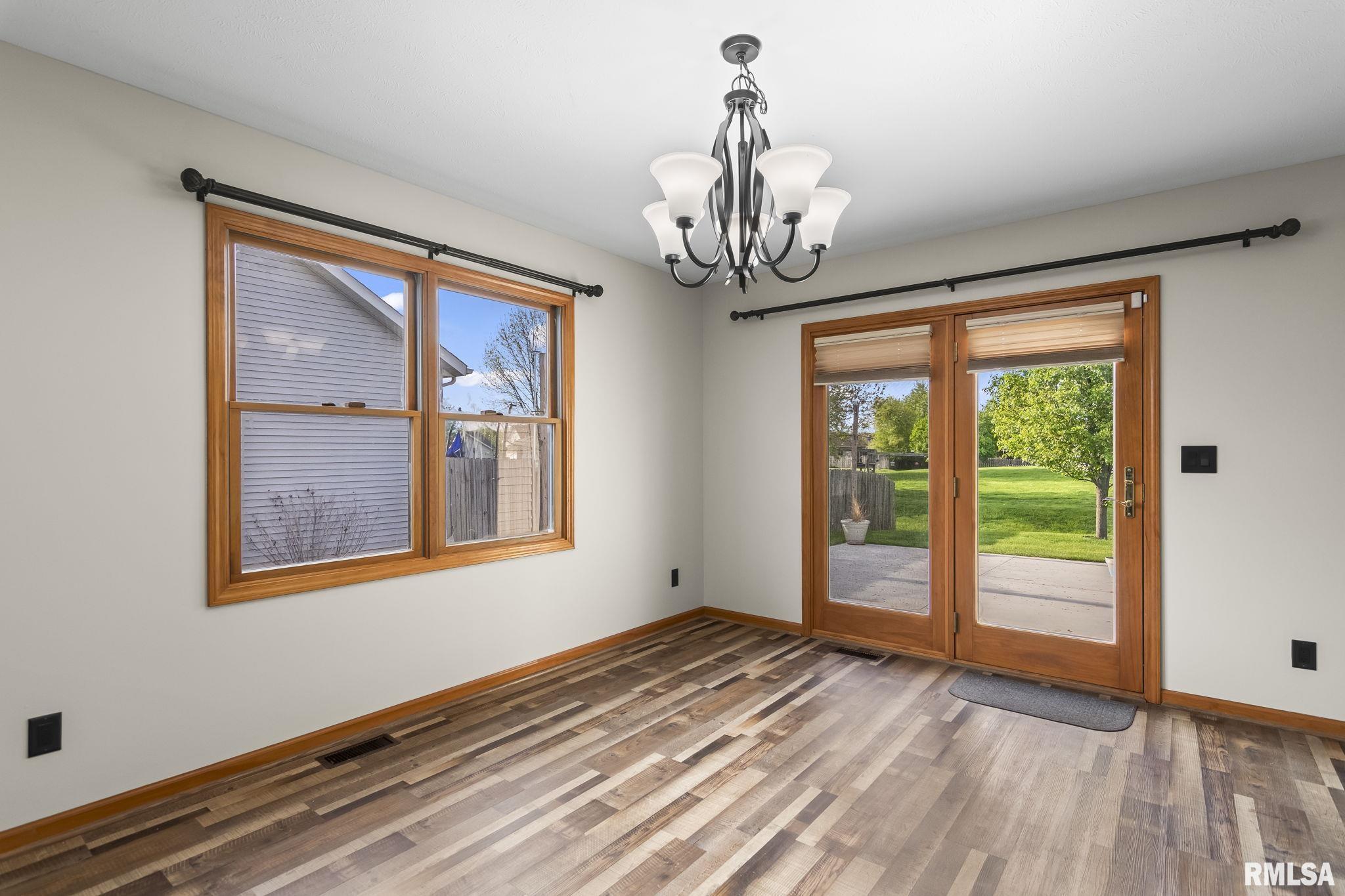 421 Turtle Dove Drive, Sherman, Illinois image 14