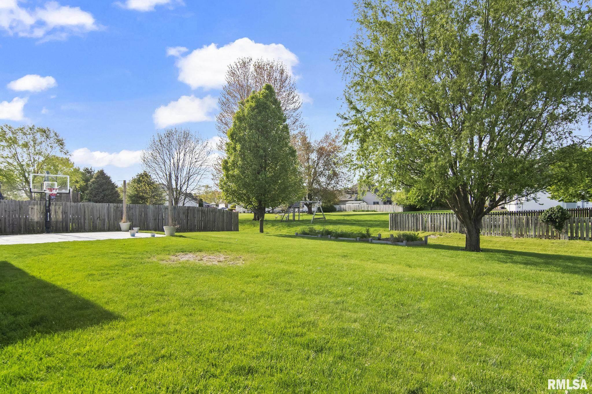 421 Turtle Dove Drive, Sherman, Illinois image 33