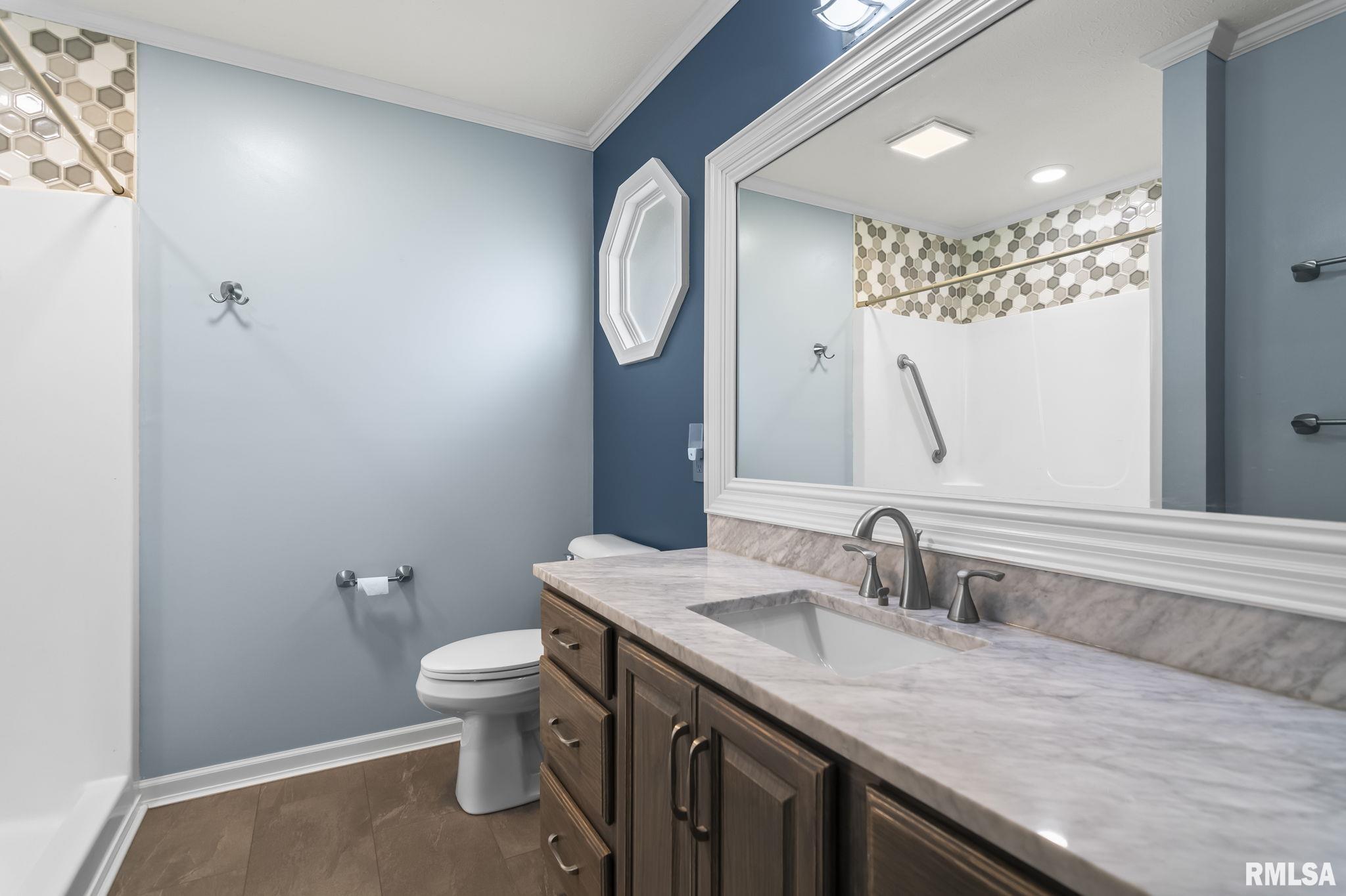 421 Turtle Dove Drive, Sherman, Illinois image 20