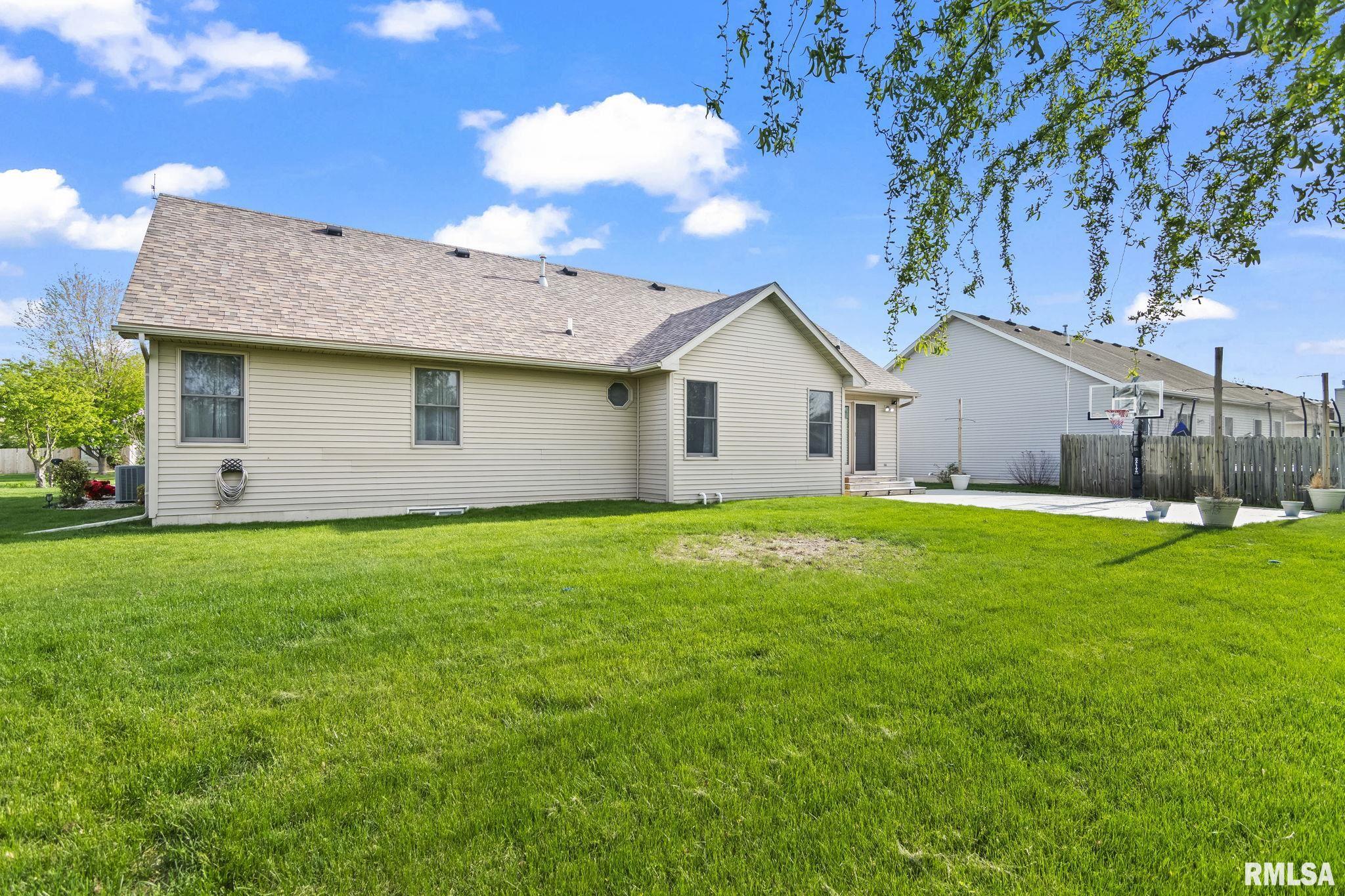 421 Turtle Dove Drive, Sherman, Illinois image 35