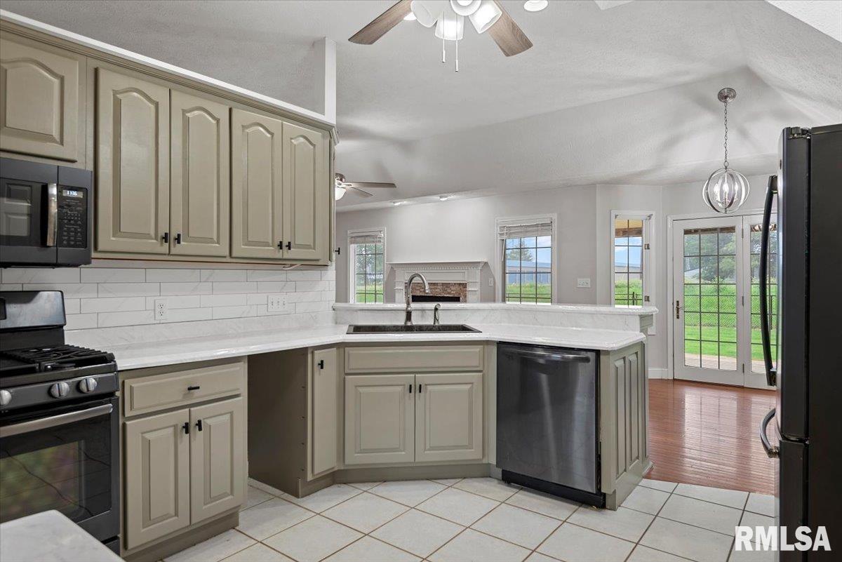 19439 Pinecrest Road, Petersburg, Illinois image 16