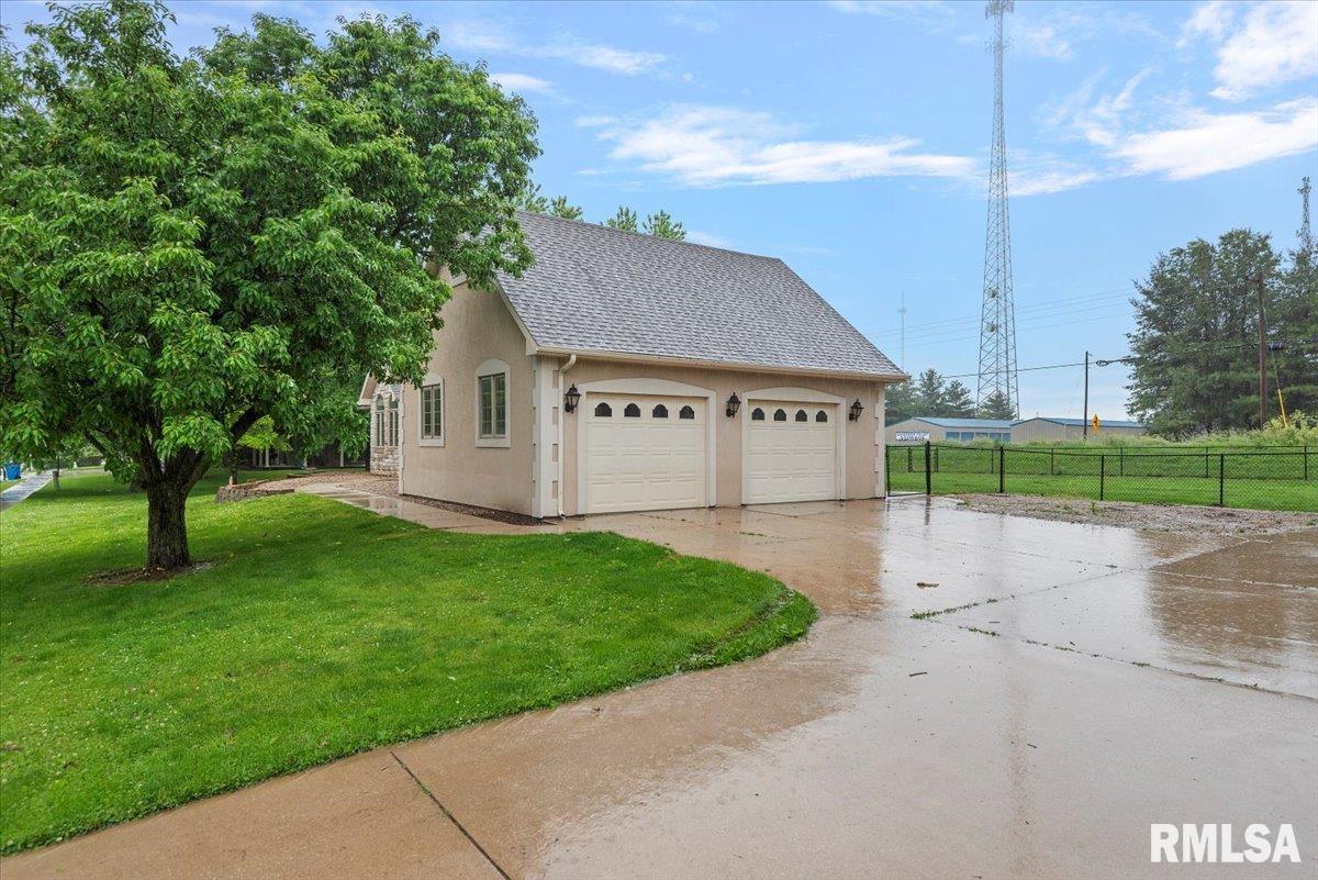 19439 Pinecrest Road, Petersburg, Illinois image 4