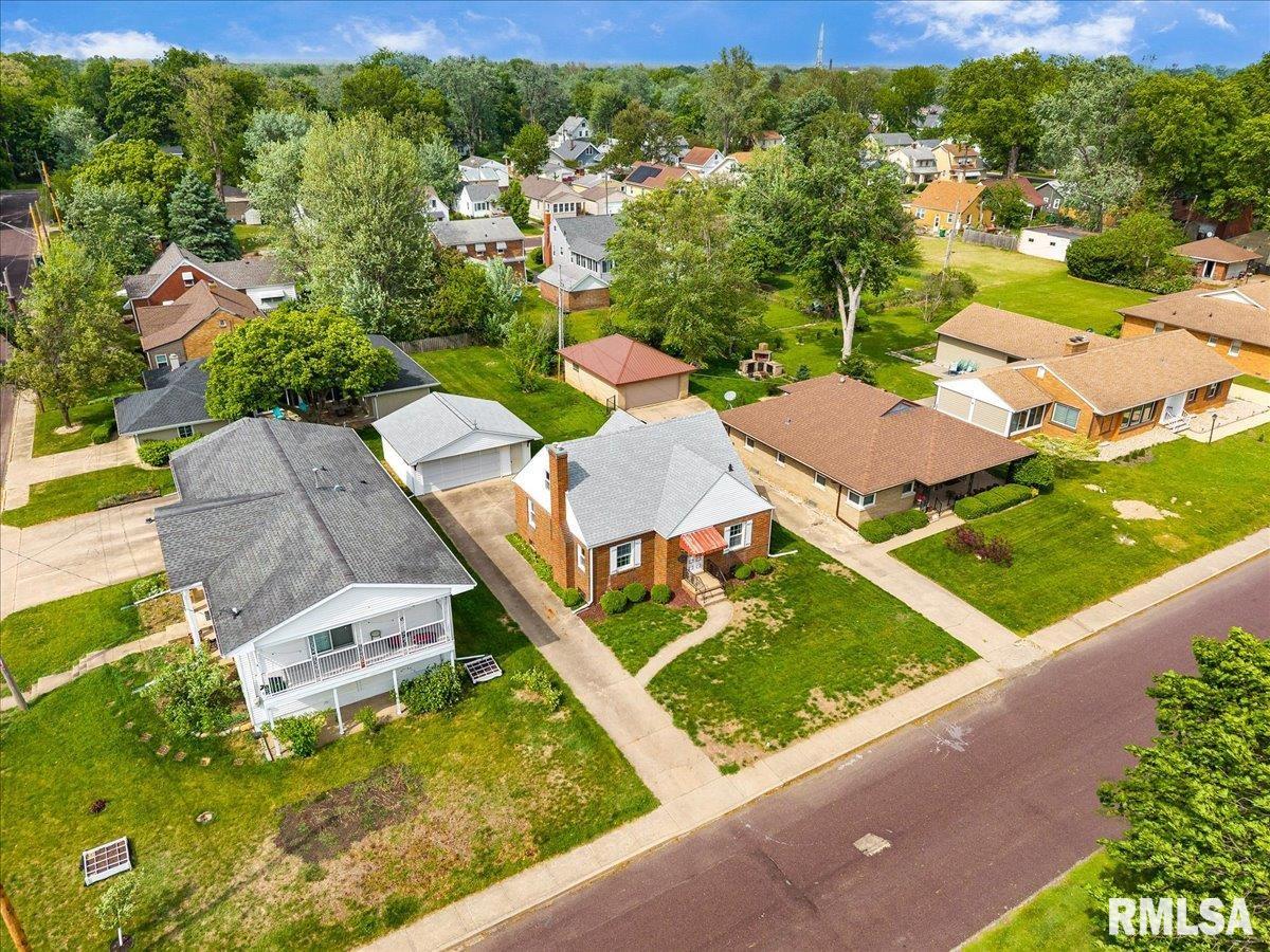 2309 W Manor Parkway, West Peoria, Illinois image 32