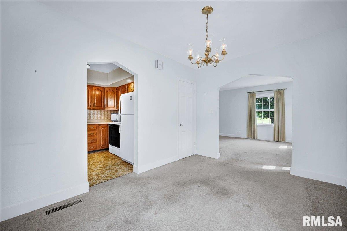 2309 W Manor Parkway, West Peoria, Illinois image 6