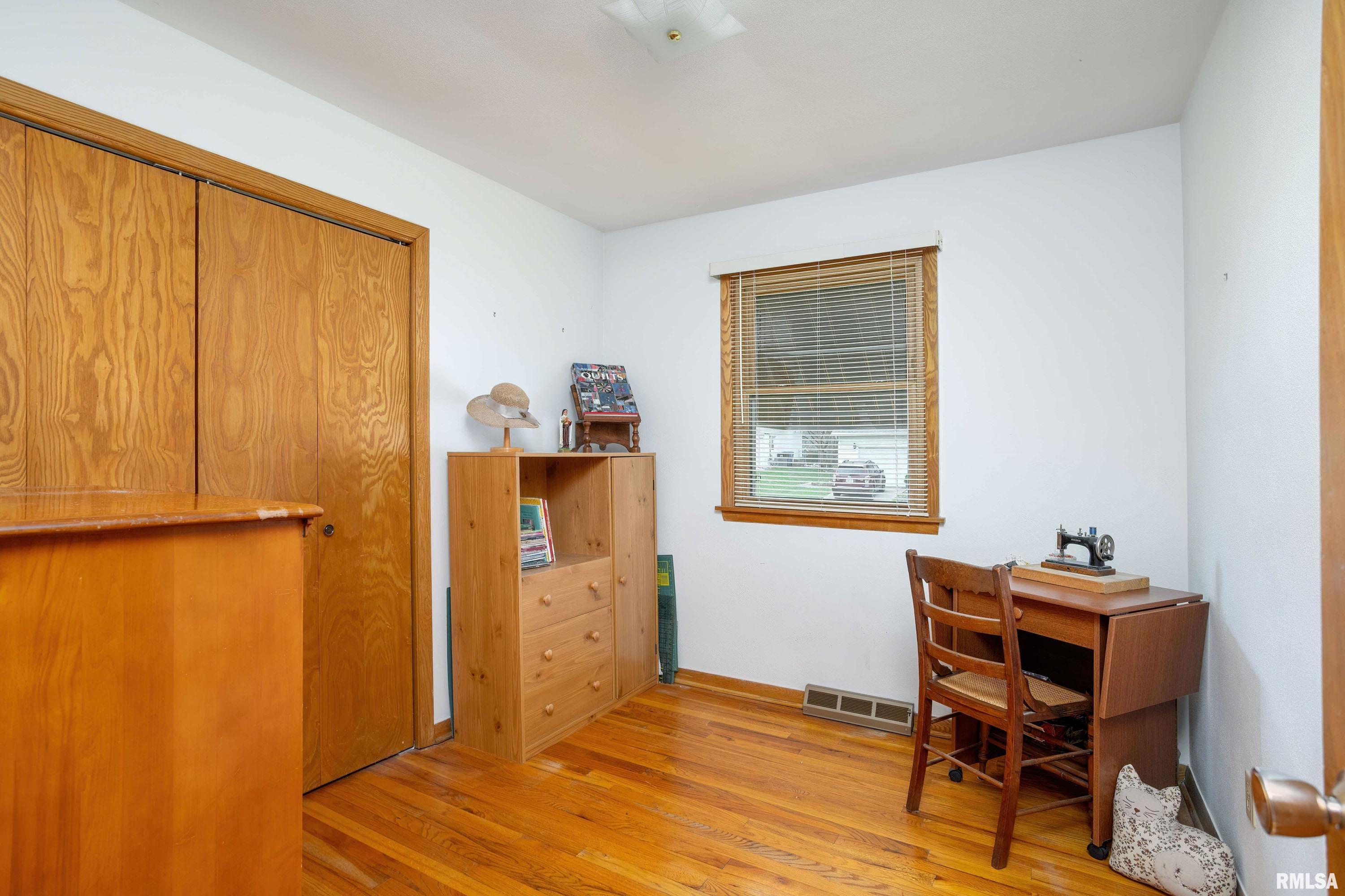 2853 Cedar Street, Davenport, Iowa image 17