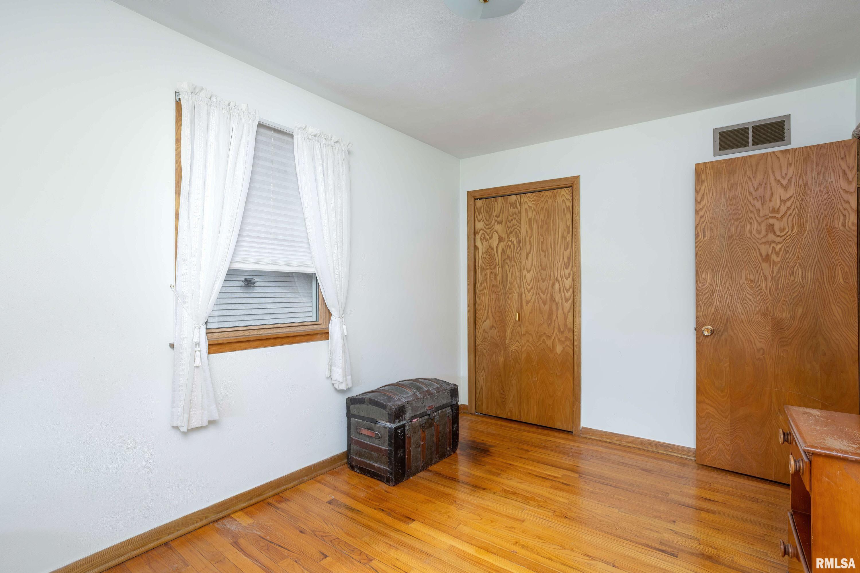 2853 Cedar Street, Davenport, Iowa image 16