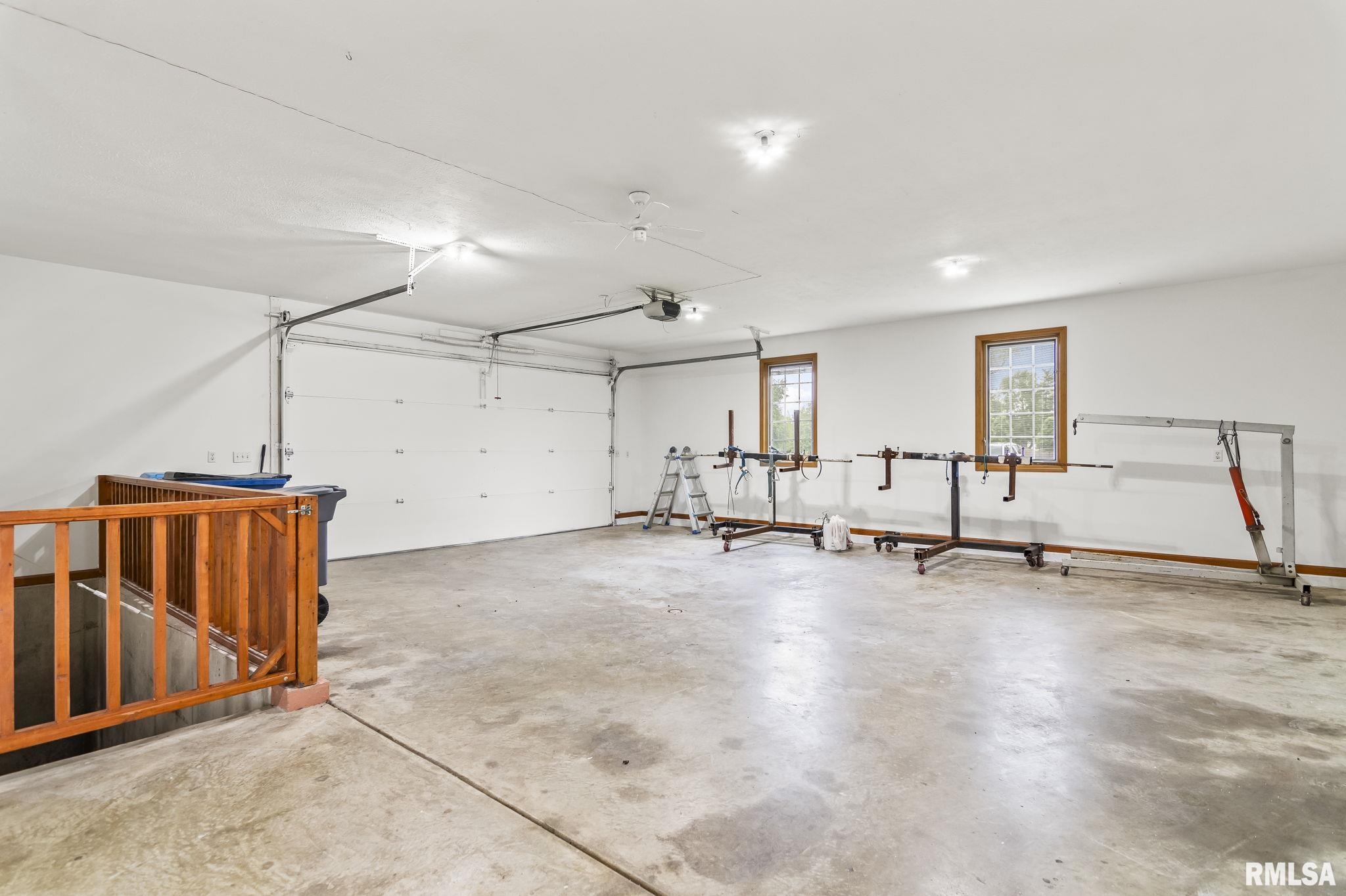 620 Ledlie Street, Dawson, Illinois image 37