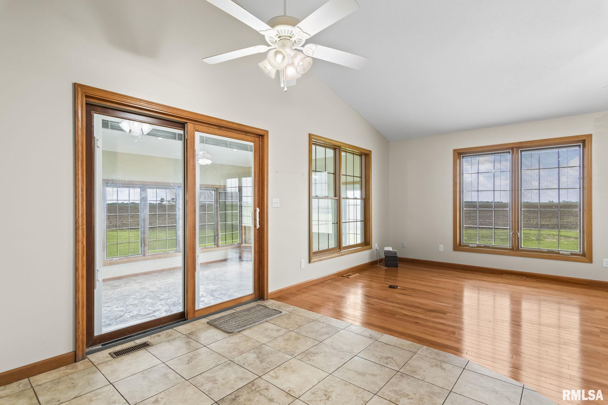 620 Ledlie Street, Dawson, Illinois image 17