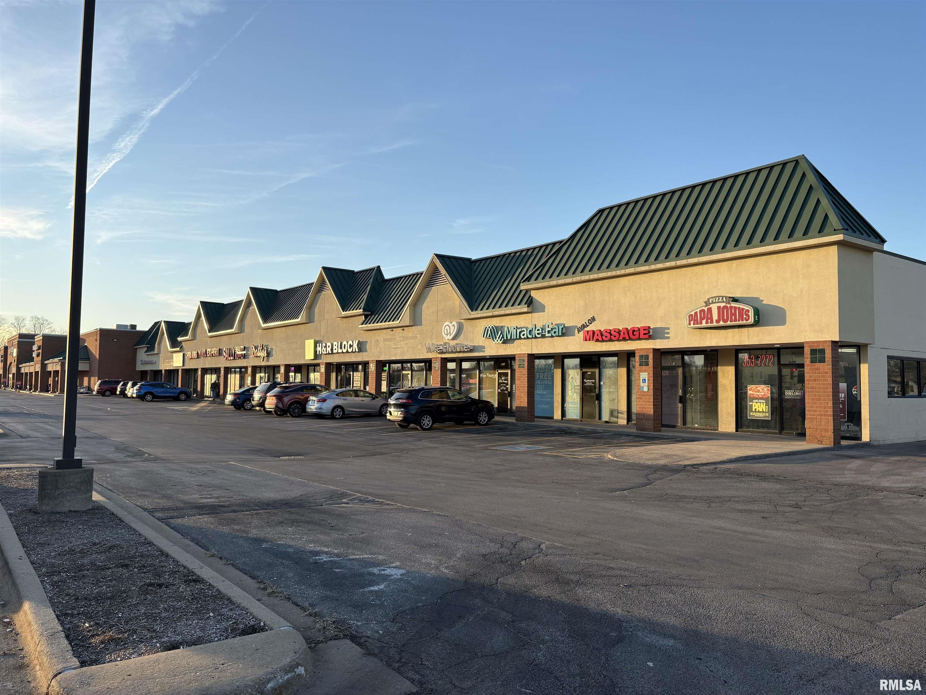 Photo 1 of 1 — 1637 N BROADWAY Street, Pekin, IL 61554