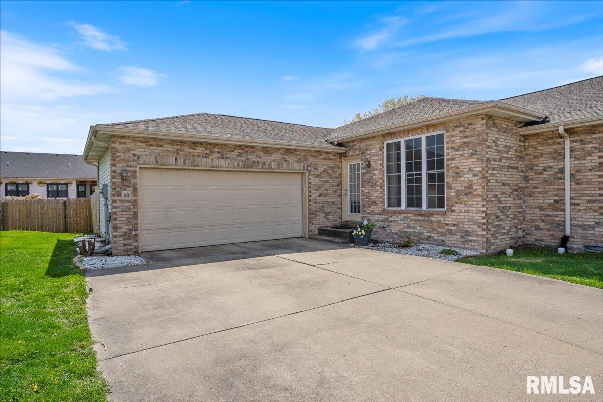 2919 S Meadowbrook Road #13, Springfield, Illinois image 1