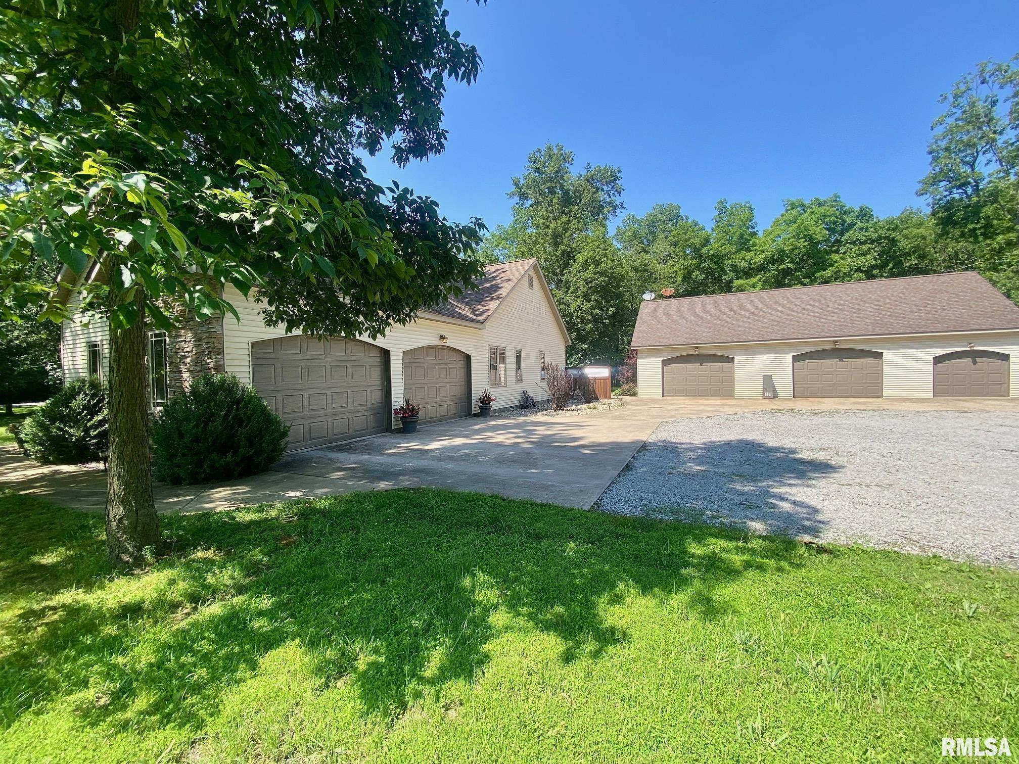 10950 Prestwick Drive, Benton, Illinois image 33