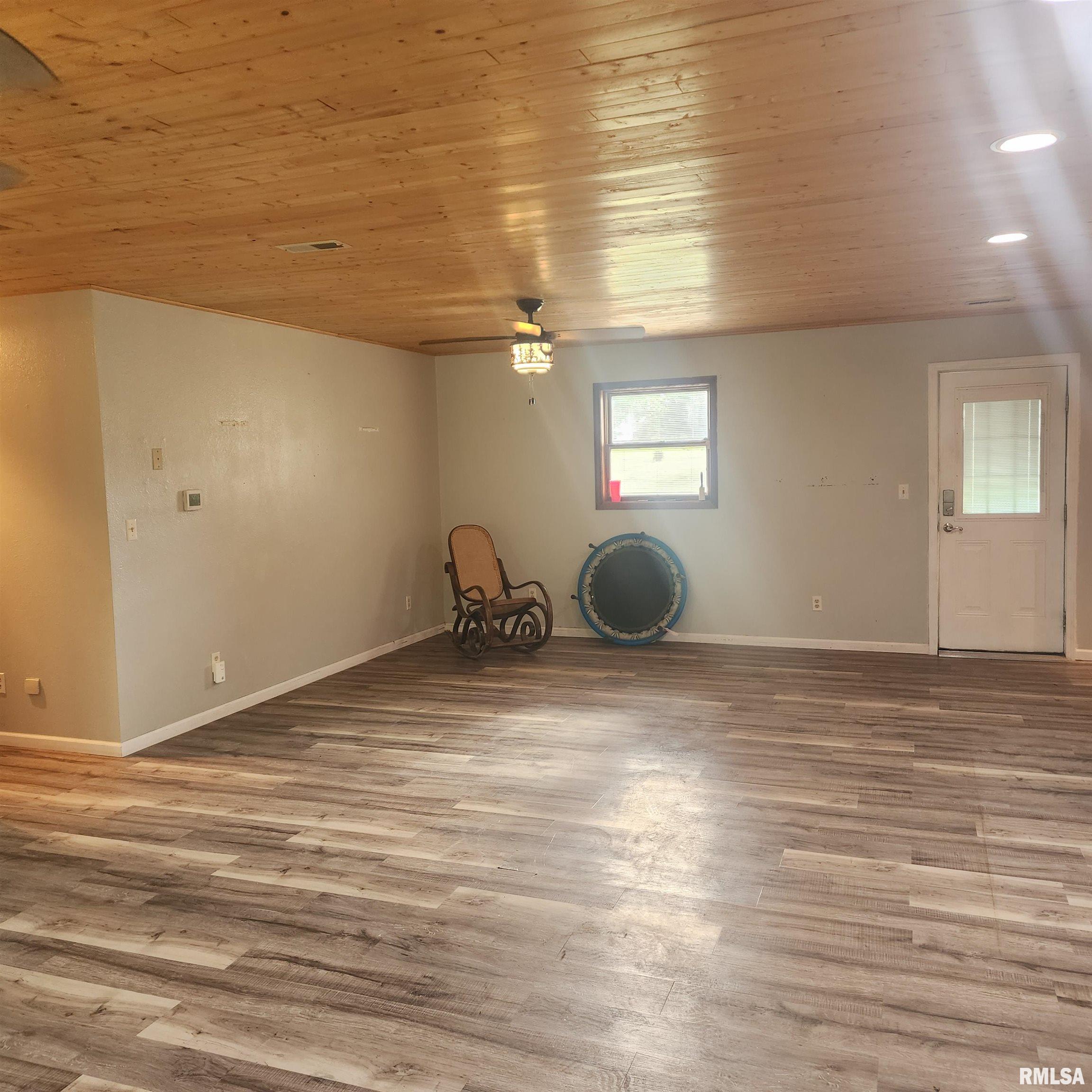 15267 N Woodlawn Lane, Woodlawn, Illinois image 4