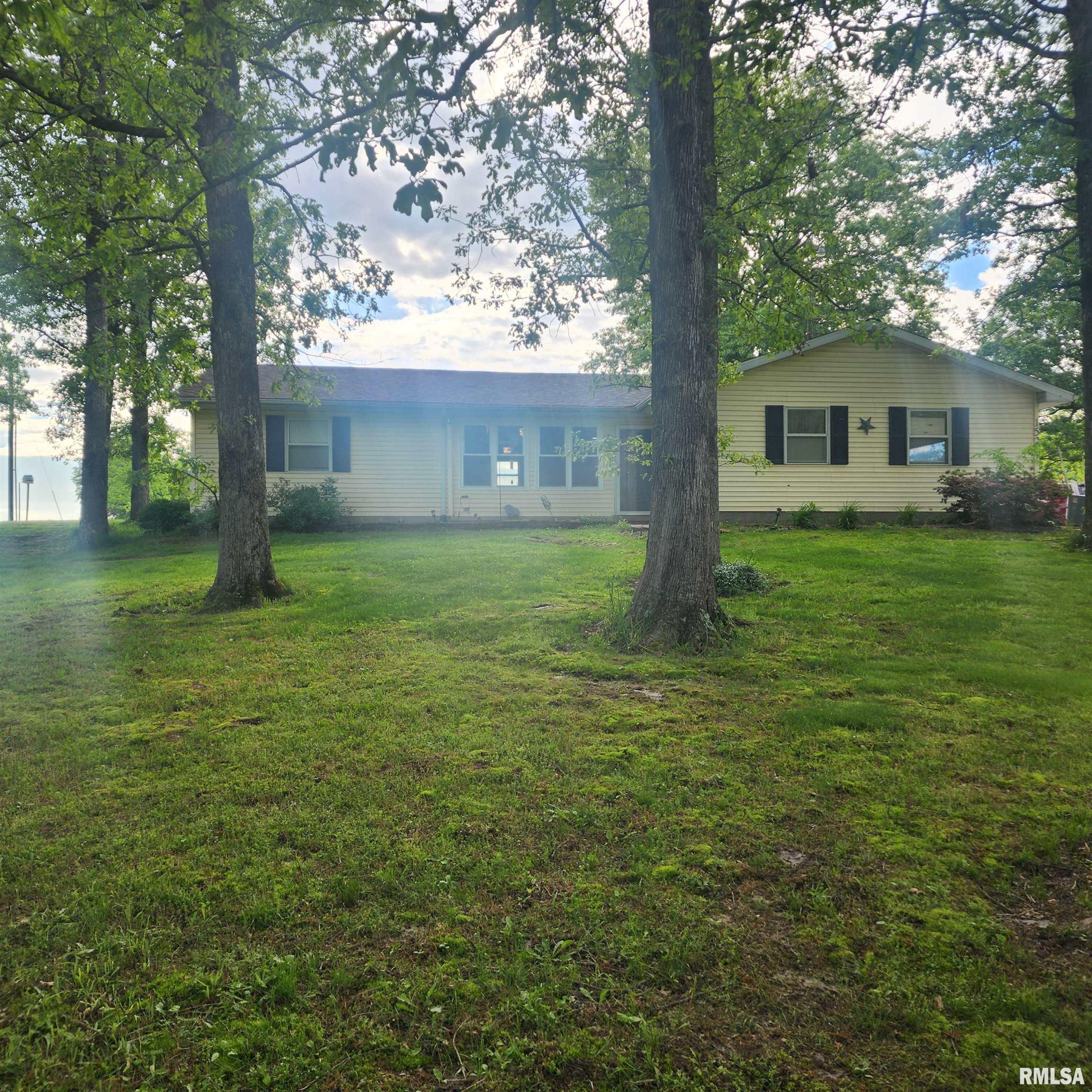 15267 N Woodlawn Lane, Woodlawn, Illinois image 1