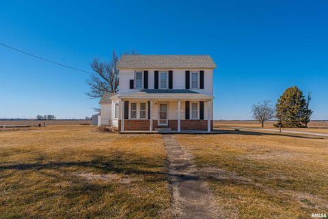 Homes For Sale - 1881 Old State Route 121<br/> Logan County, Lincoln, IL 62656