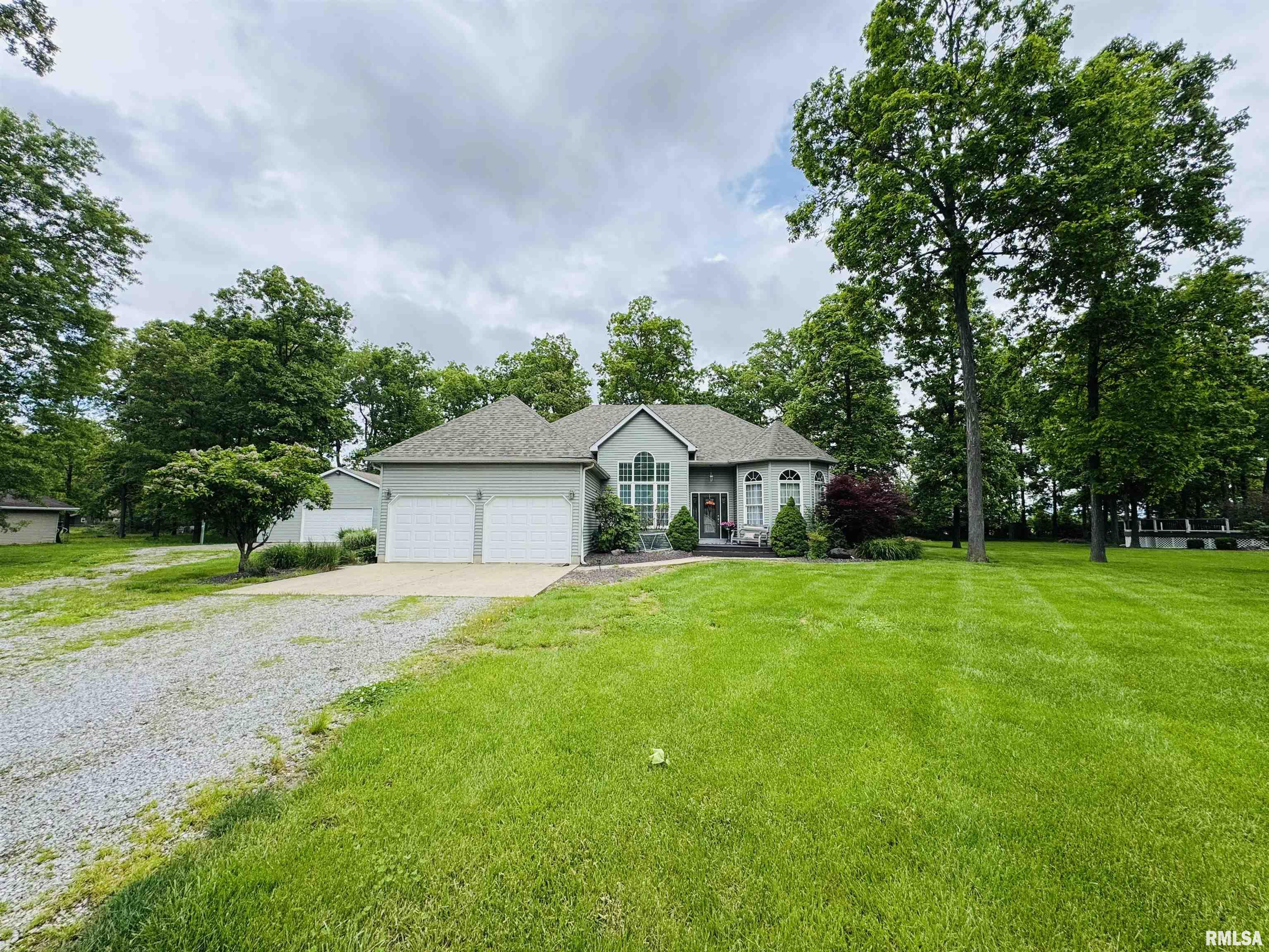 3621 Andrews Court, Salem, Illinois image 3